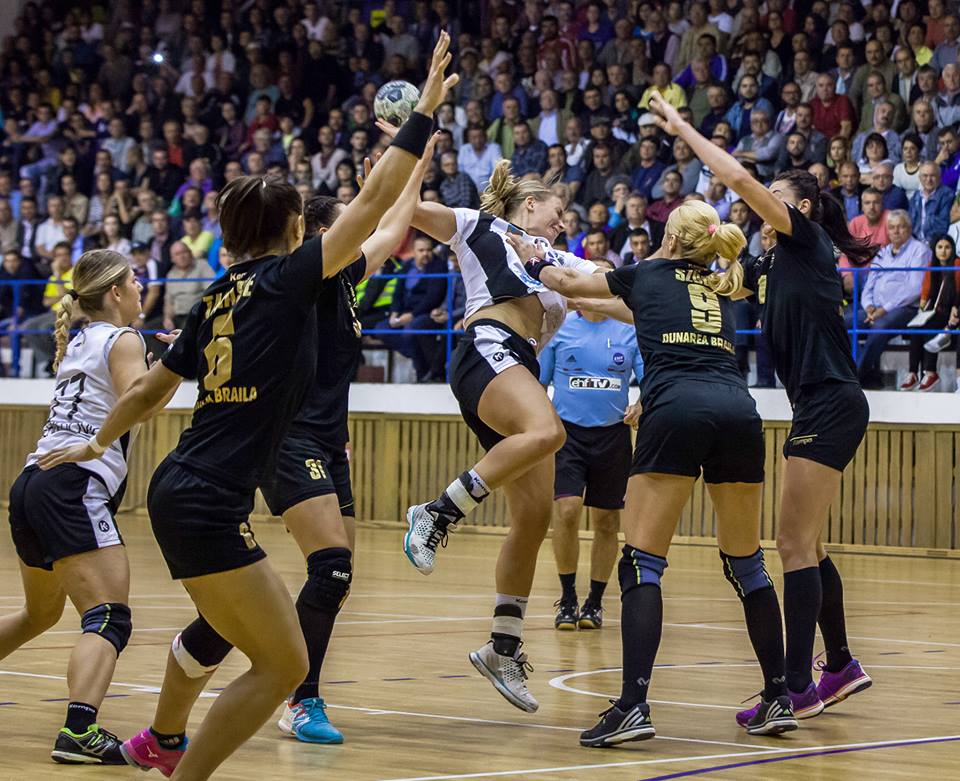 Dunărea Brăila învinge campioana Europei, în fața unei săli arhipline! Bombă în Liga Națională feminină de handbal / FOTO
