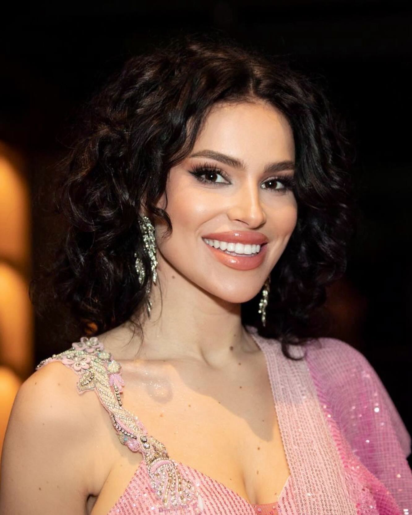 Ada-Maria Ileana, reprezentanta României la Miss World 2024, prima reacție după ce a pierdut titlul: „Plec cu inima plină de bucurie”. Iulia Vântur a susținut-o în India