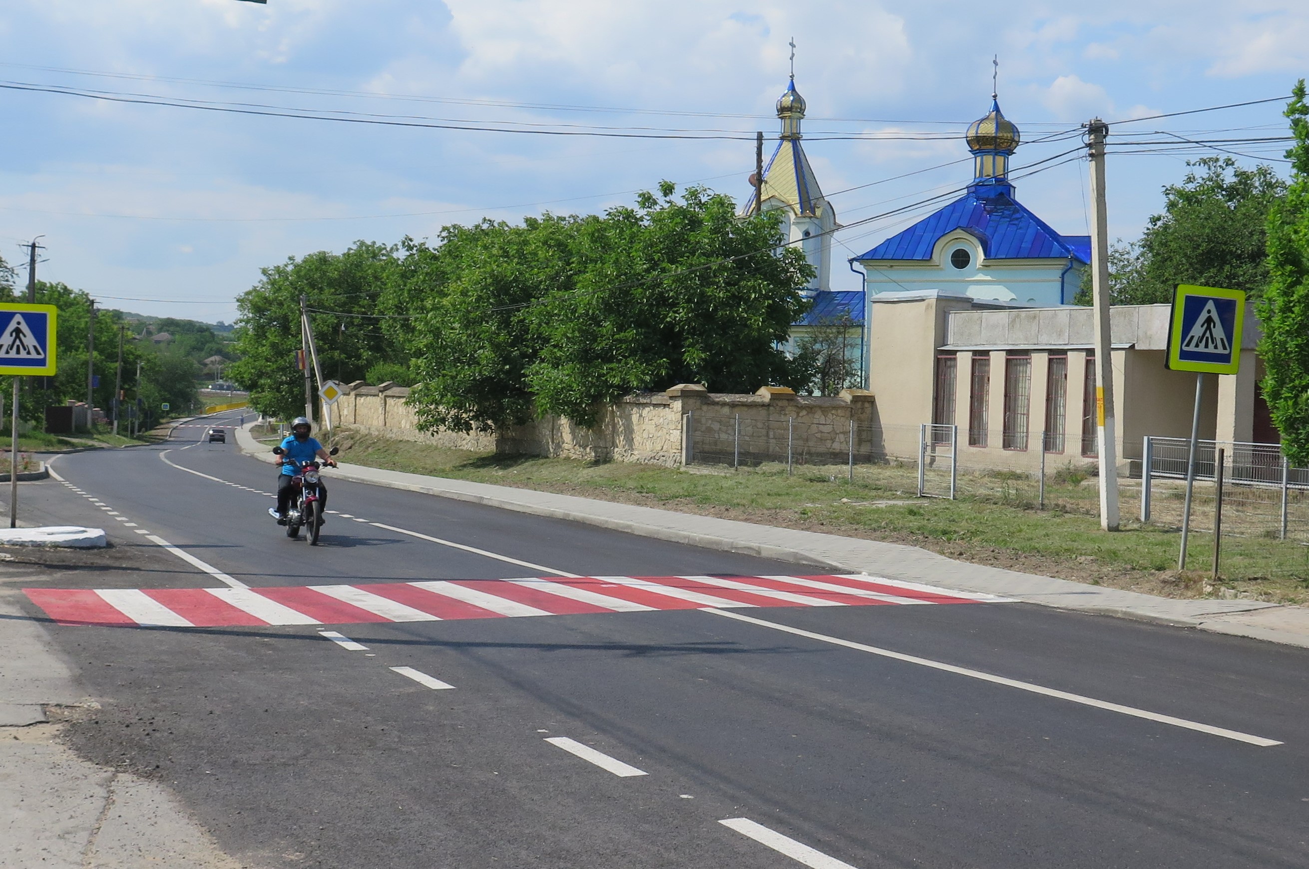 REPORTAJ LA CASTELUL MIMI. Liderii Uniunii Europene au ajuns în Republica Moldova și vor vedea locul de unde le vin oamenii care le muncesc  pe câmpuri, pe șantiere și în locuințe