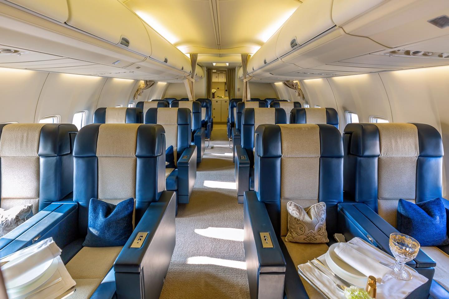Iohannis a plecat în turneul din America Latină cu același avion privat cu care a zburat și în Japonia. A decolat din Constanța