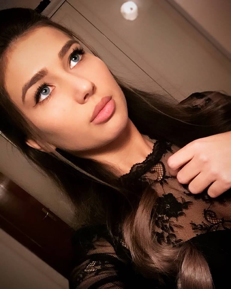 Maria Iordănescu a născut o fetiță. Prima imagine cu bebelușul: „Bine ai venit pe lume totul meu”