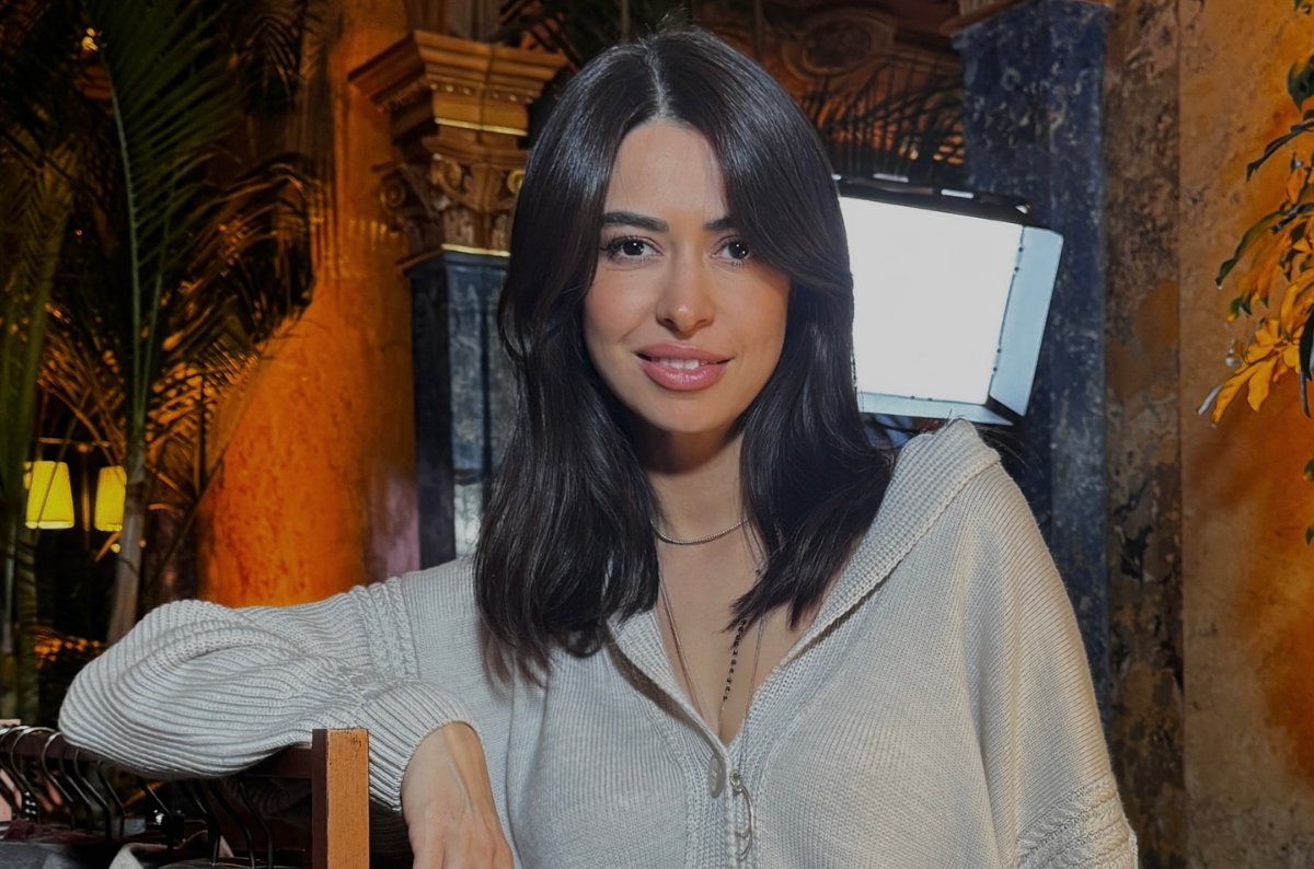 Cum s-a îmbrăcat Diana Bart la emisiunea „Xtra Night Show” de la Antena Stars. Fanii au reacționat: „Câți ani ai cucoană, ce impresie faci?”