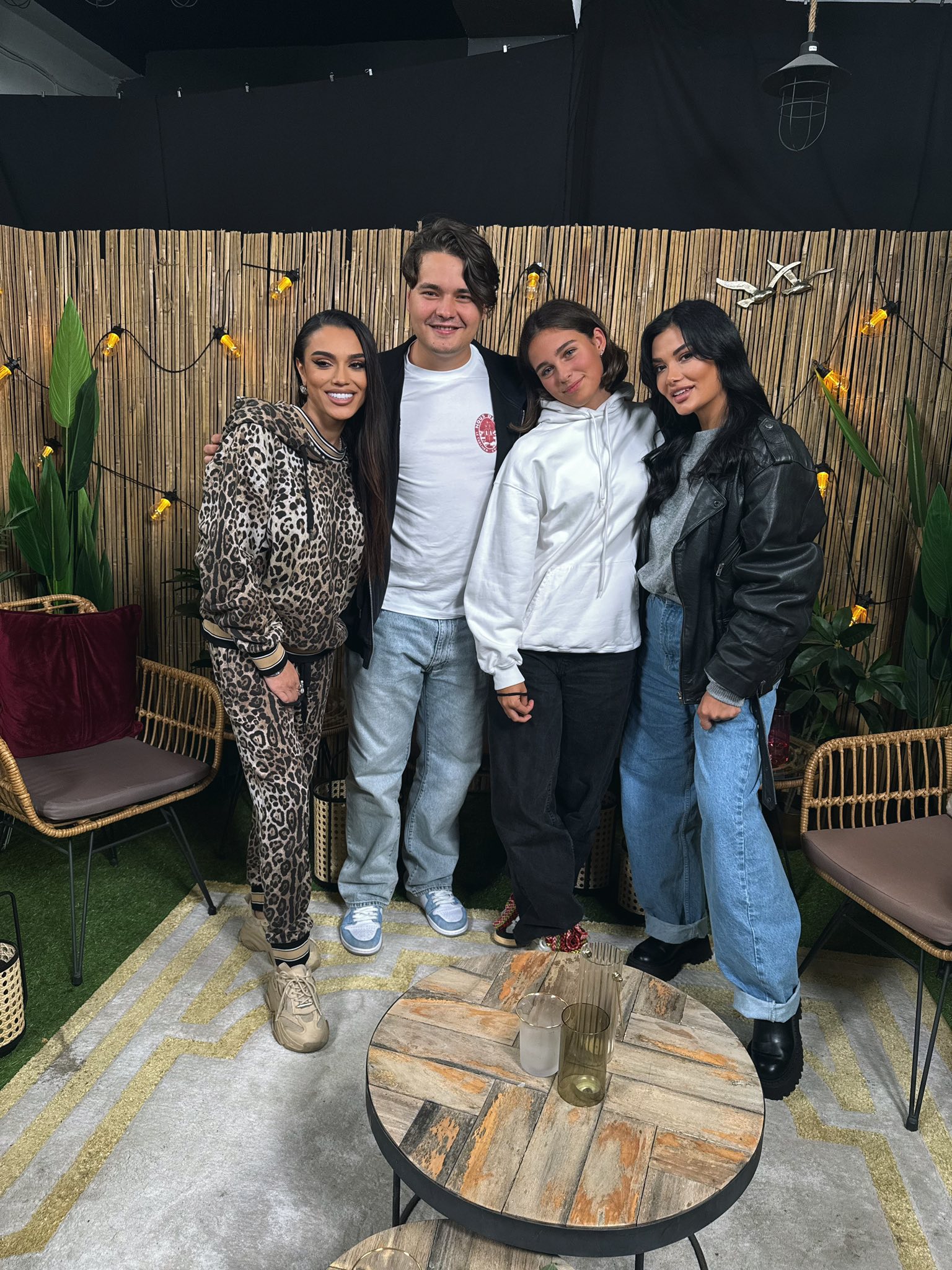 Imagini rare cu fiica lui Gabi Tamaș. Selena are 13 ani și este extrem de frumoasă