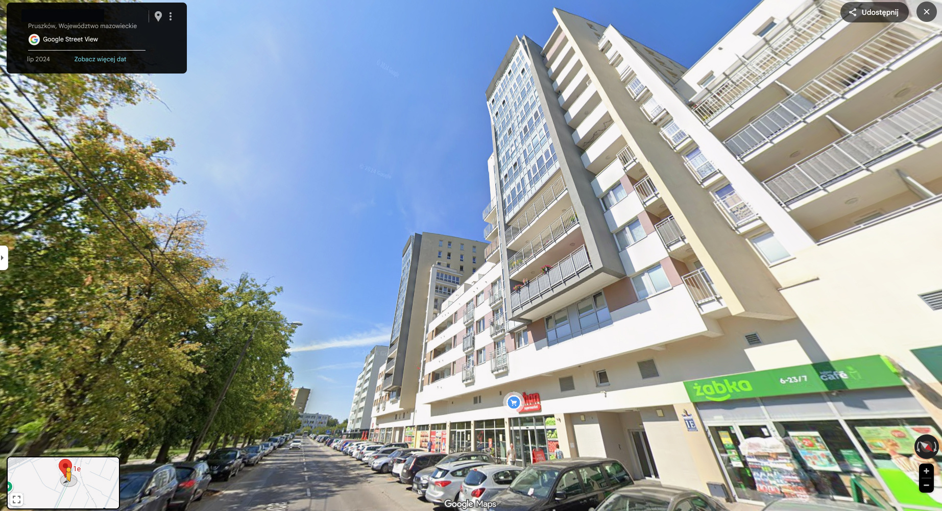 Blok w Pruszkowie, w którym znajduje się siedziba powiązanej z Bąkiewiczem Fundacji Advocata Nostra.