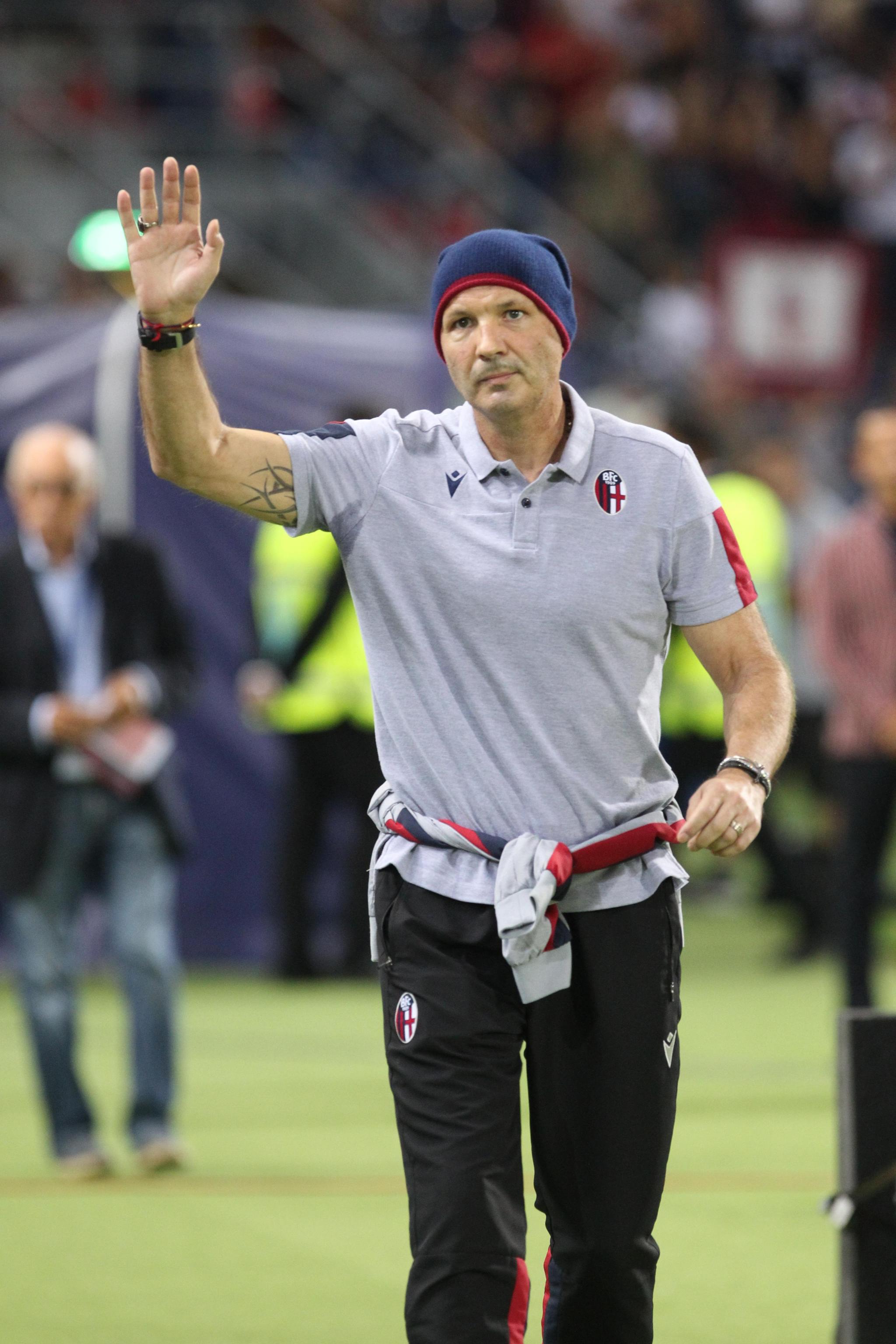 Antrenori pe viață și pe moarte: de la Mihajlovici, Tabarez și Caparros, la Ingesson, Vilanova și Maestrelli. Grav bolnavi, tehnicienii continuă sau au stat pe bancă până în ultima clipă