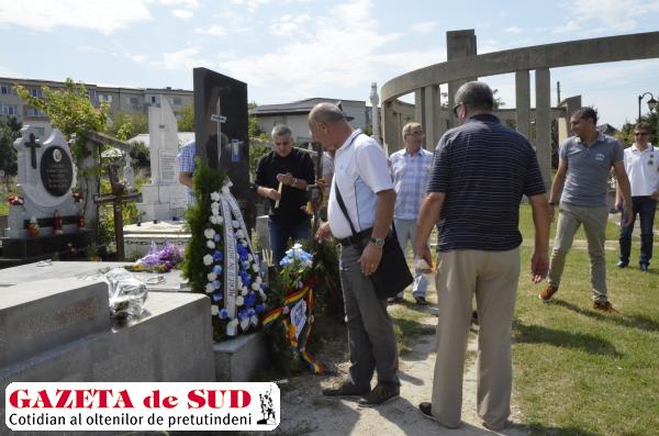 GALERIE FOTO / Căpitanul Craiovei Maxima, omagiat de foştii colegi