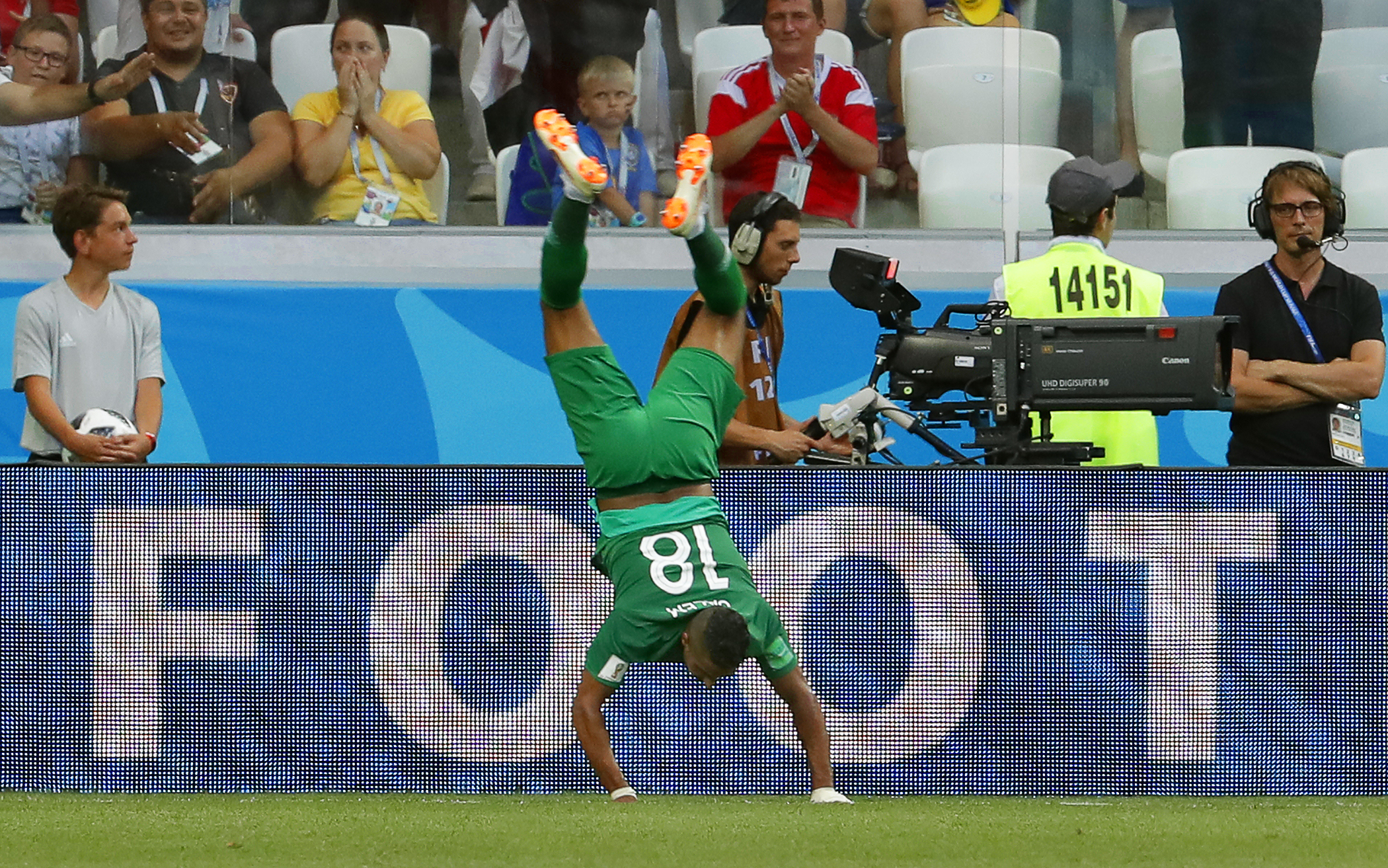 Arabia Saudită - Egipt 2-1, în grupa A de la Campionatul Mondial de fotbal Rusia. Al-Dawsari l-a îngenuncheat pe portarul-record El Hadary | VIDEO