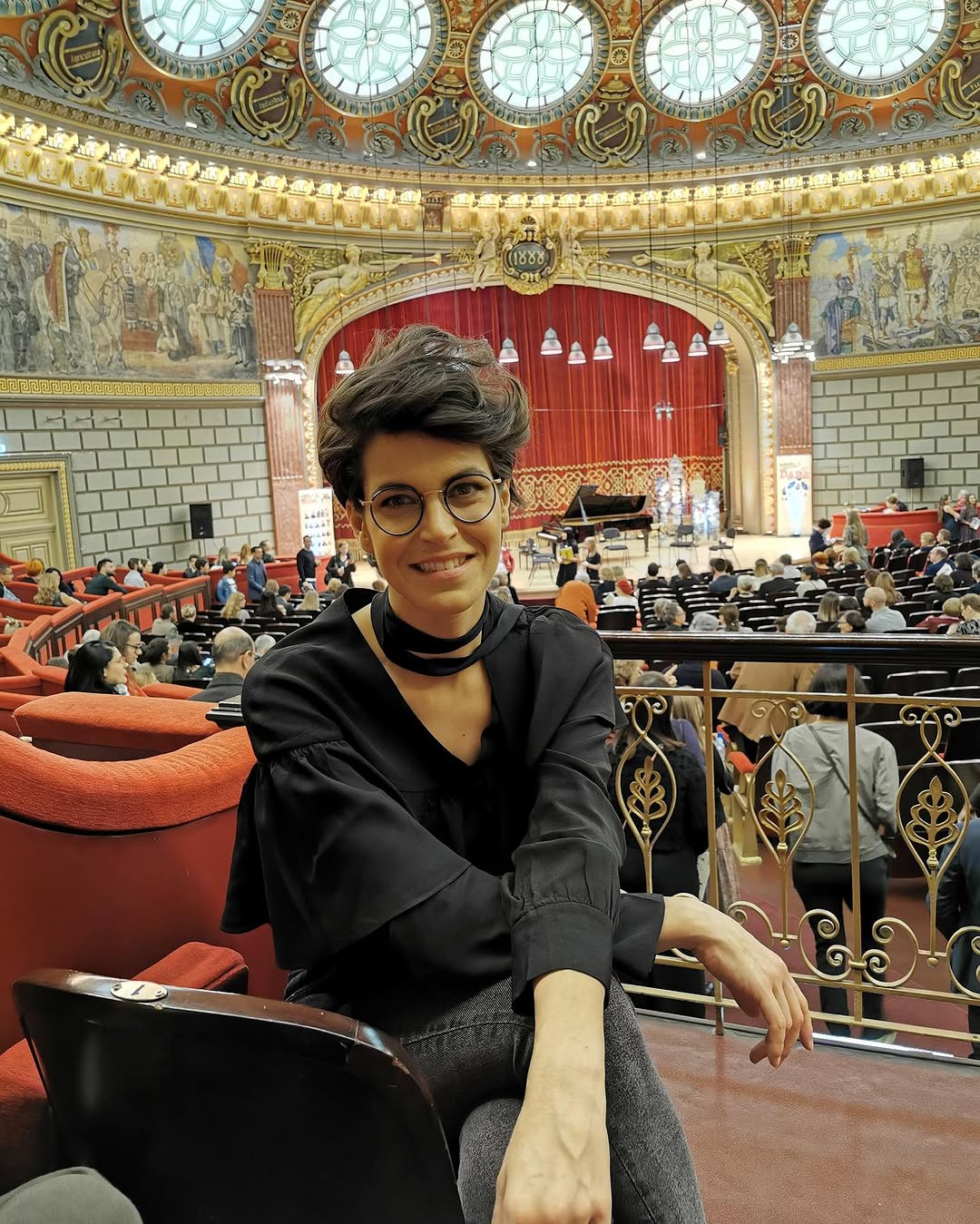 Revenire în presă, după doi ani de pauză. Ce vedetă a semnat cu postul de radio deținut de Kanal D: „Sunt fericită”