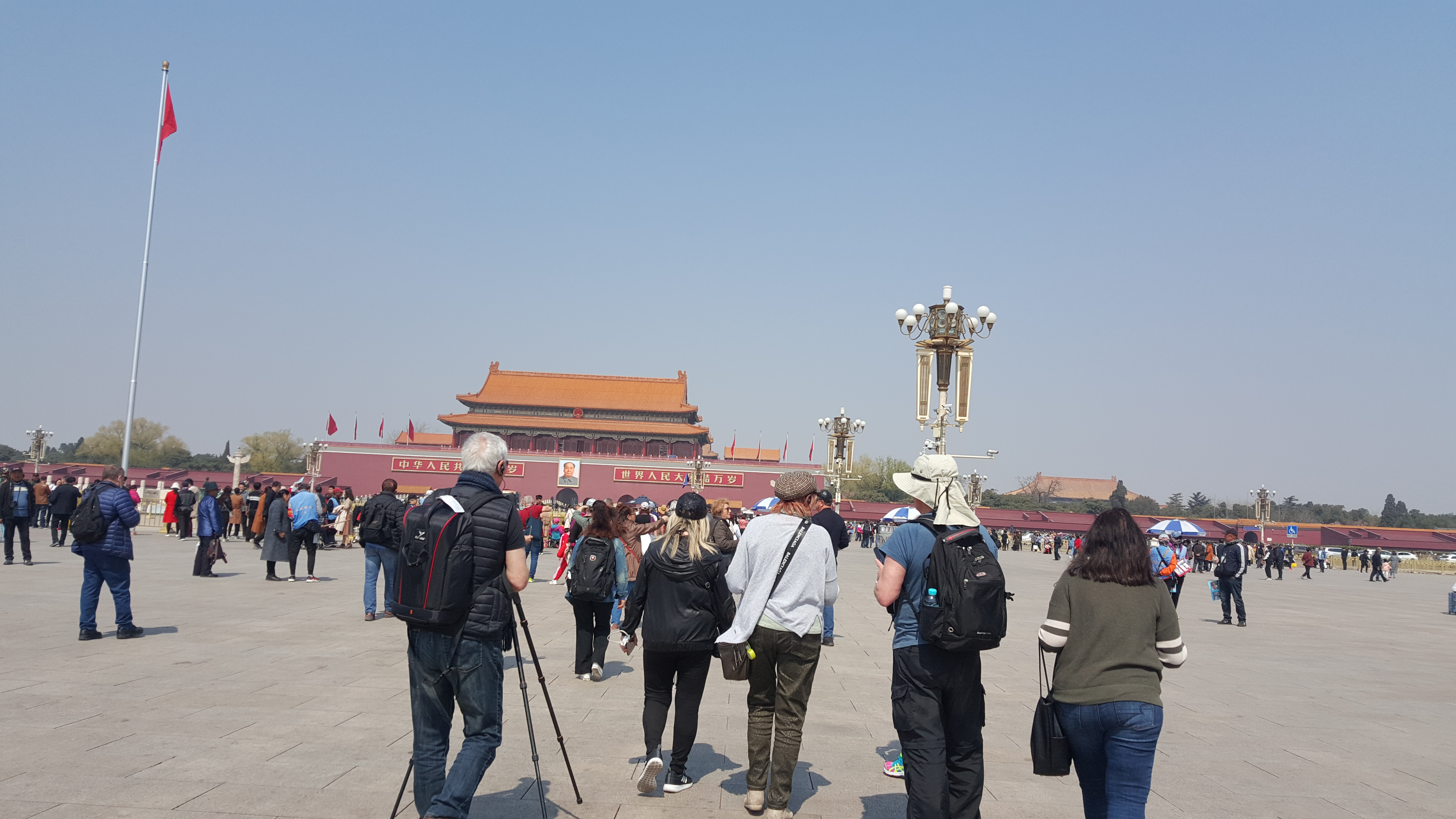 CORESPONDENȚĂ DIN BEIJING, CAPITOLUL 6 | Scriitoarea Doina Ruști, în Orașul Interzis