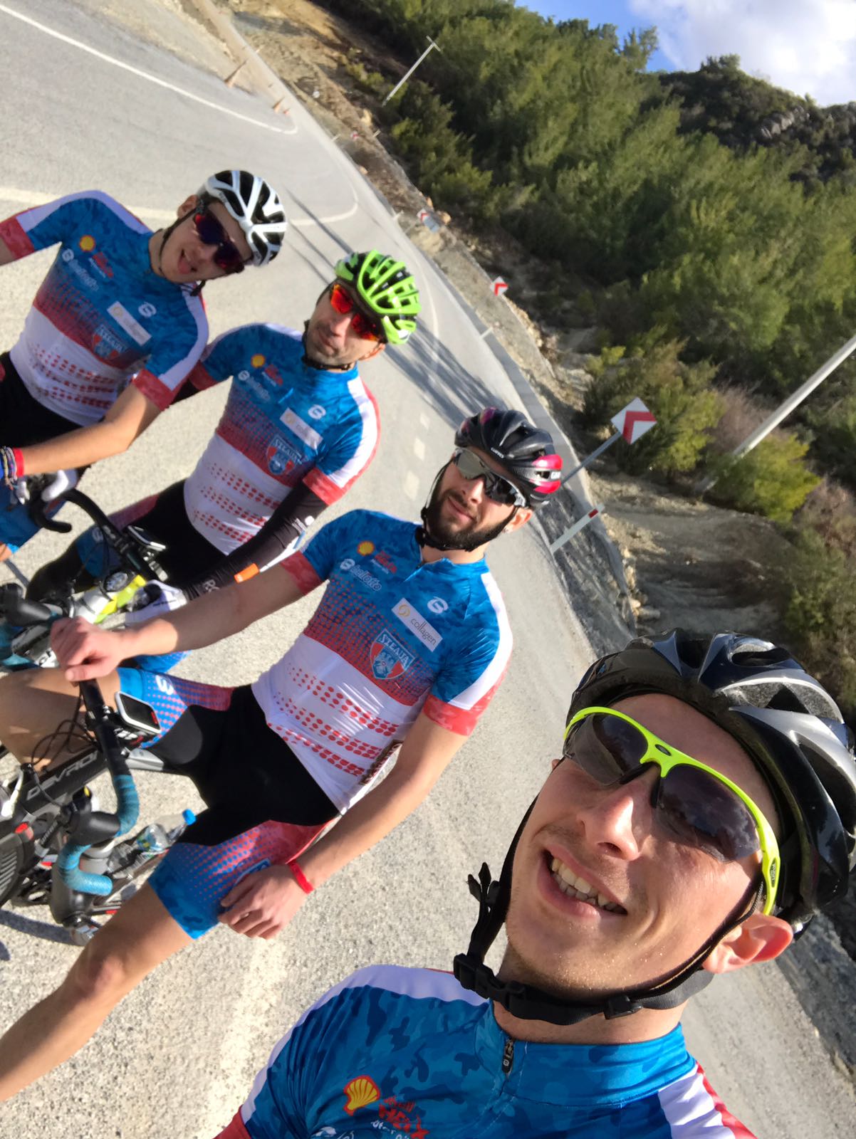 Povestea antrenorului grec Iorgos Georgiadis, de la CSA Steaua Cycling Team. De la titluri naționale de șosea, la visul olimpic, de la pescuit la service-uri auto! VIDEO