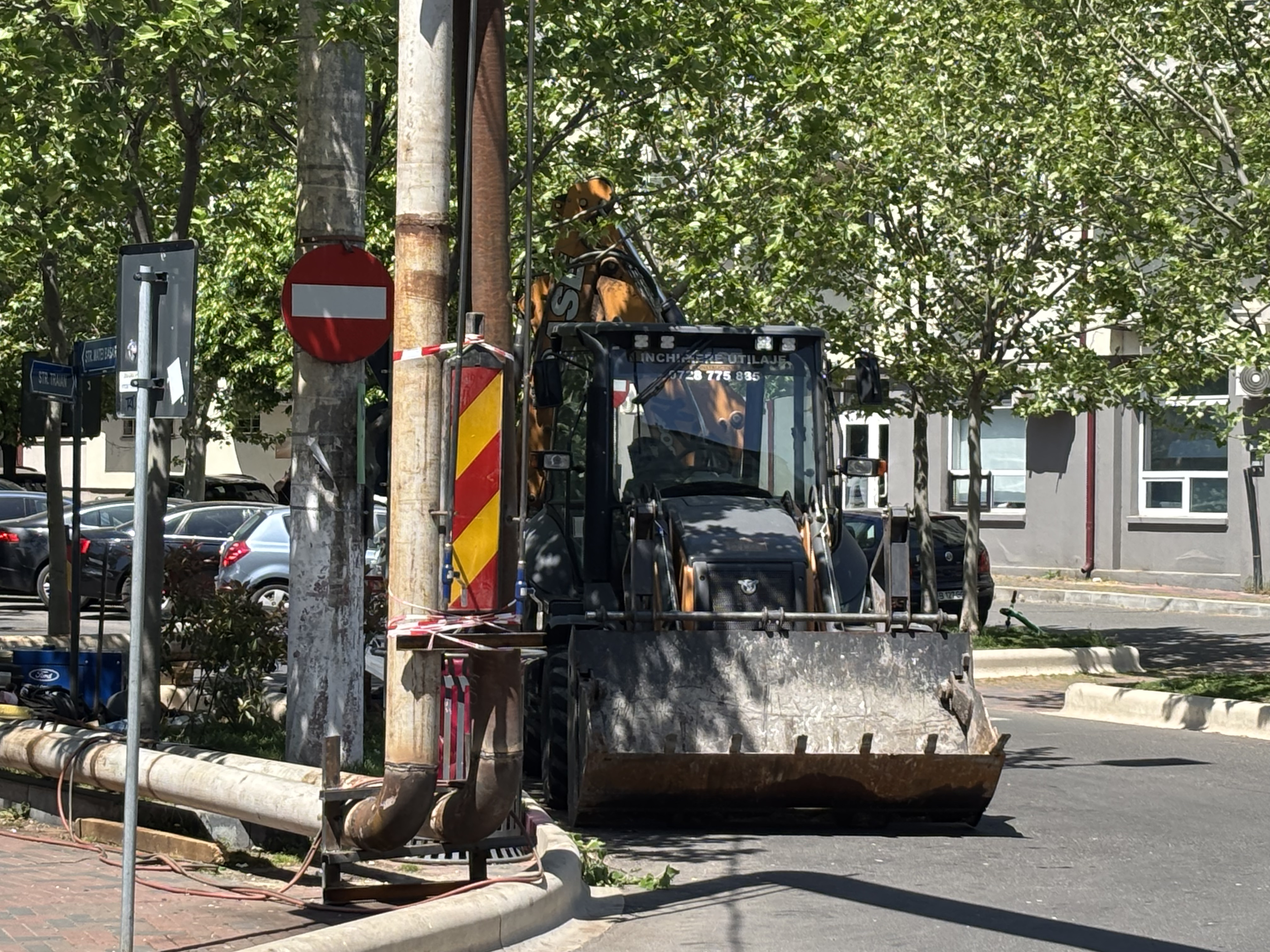 „Gaura mare e bună! Găurica, nu!”. Reportaj din groapa de la Termoficare 