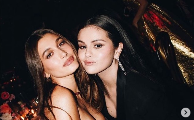 Noi tensiuni între Selena Gomez și Hailey Bieber: „Poate să spună ce vrea ea”. Ce replică a dat cântăreața
