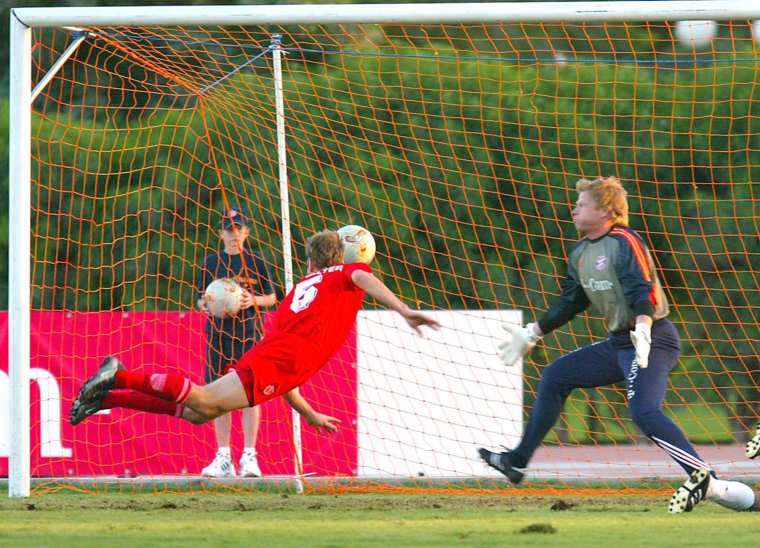 Peter Schmeichel și Oliver Kahn, ca la 100 de ani! / GALERIE FOTO