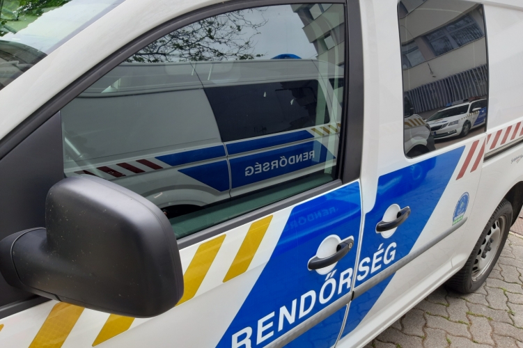 Családi tragédia Kecskeméten: holttesteket találtak a házban