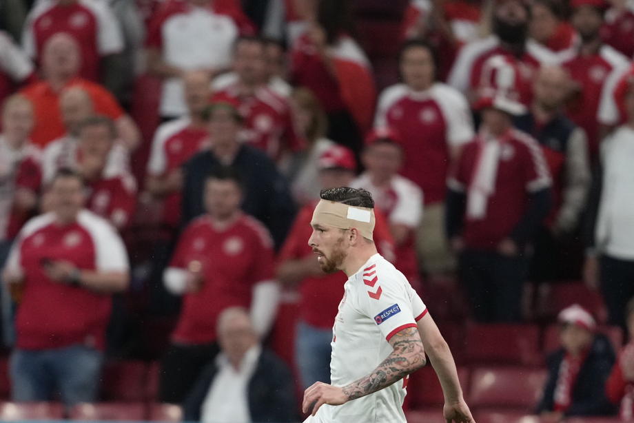 Danemarca s-a calificat în optimile Euro 2020, după o victorie clară în fața Rusiei. Cu inima pentru Eriksen