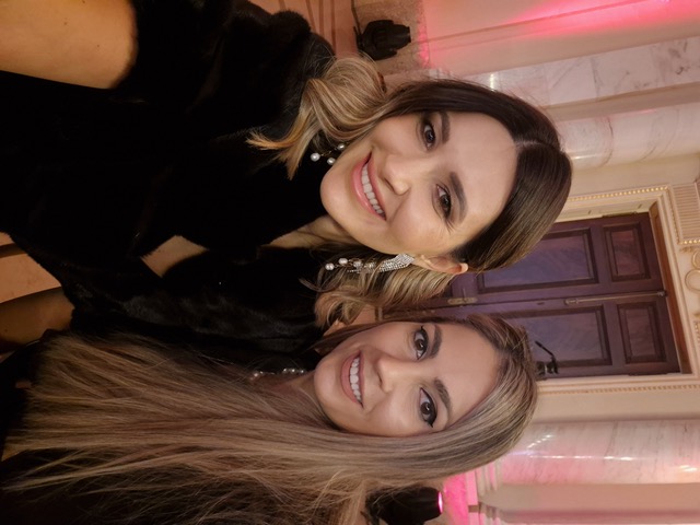 Ce sumă de bani a strâns Ela Crăciun în cadrul Festivalului Brazilor de Crăciun. „Știu cât de mulți copii vor să învețe și nu au posibilitatea”