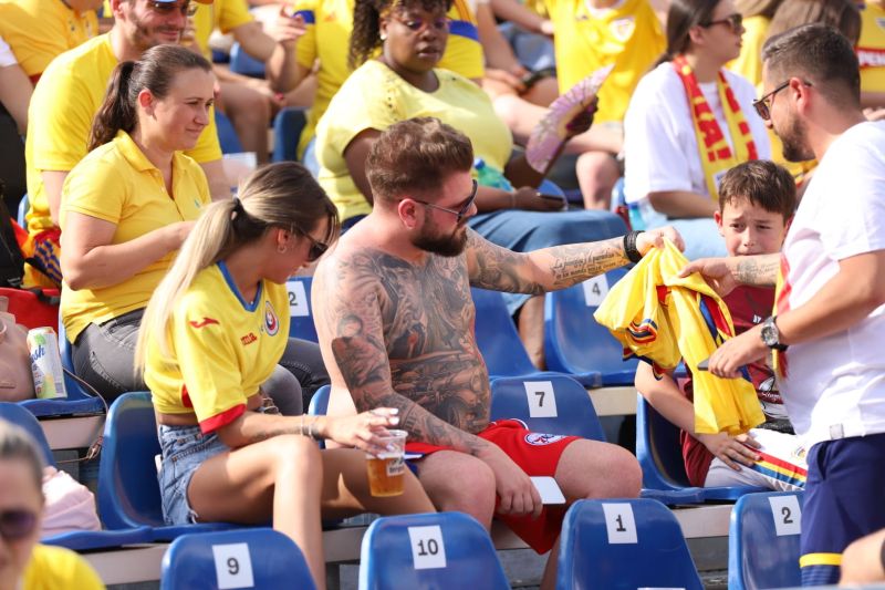Fanii au urmărit România – Olanda pe ecrane gigant, la București, pe ploaie. Unde s-a văzut în Capitală meciul din „optimile” Euro 2024