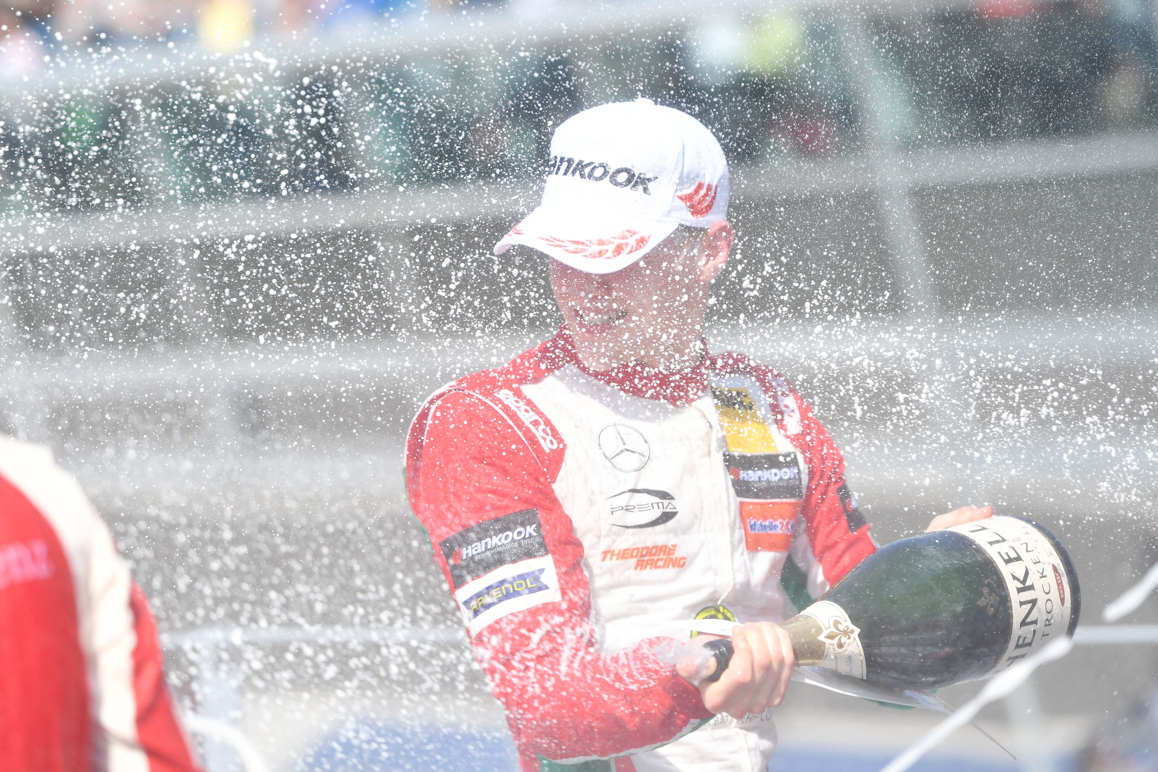 Fiul lui Michael Schumacher este leit tatăl său: Vreau să câştig titlul mondial în Formula 1 | FOTO