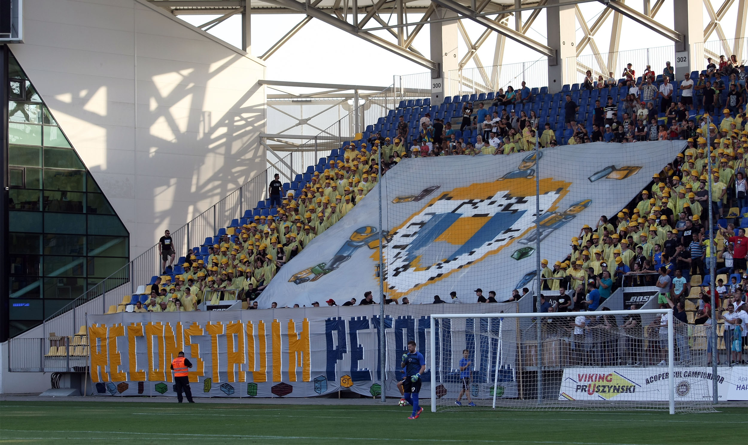 Petrolul Ploiești a promovat în Liga 3. Atmosferă fantastică pe stadionul ”Ilie Oană”. Rezultate | FOTO