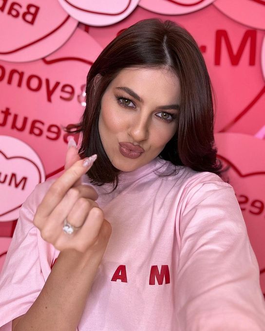 Lidia Buble rupe tăcerea despre inelul pe care îl poartă pe deget de ceva timp. Toți au spus că este de logodnă. „Pe ăsta nu îl mai dau jos”