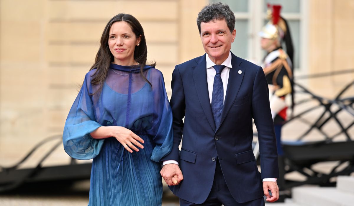 Preşedintele Nicuşor Dan şi-a vizitat rudele, după ce a fost la slujba de la Mănăstirea Dejani, de lângă Făgăraş