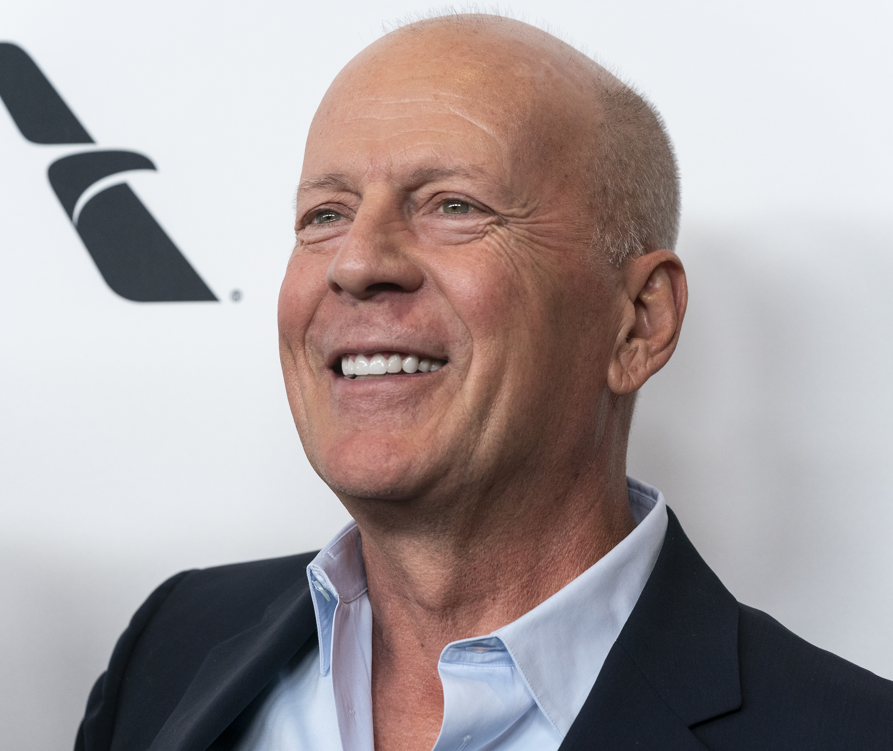 69 éves lett Bruce Willis – Hogy vált a macsóság mintaképe a dadogó kisfiúból?