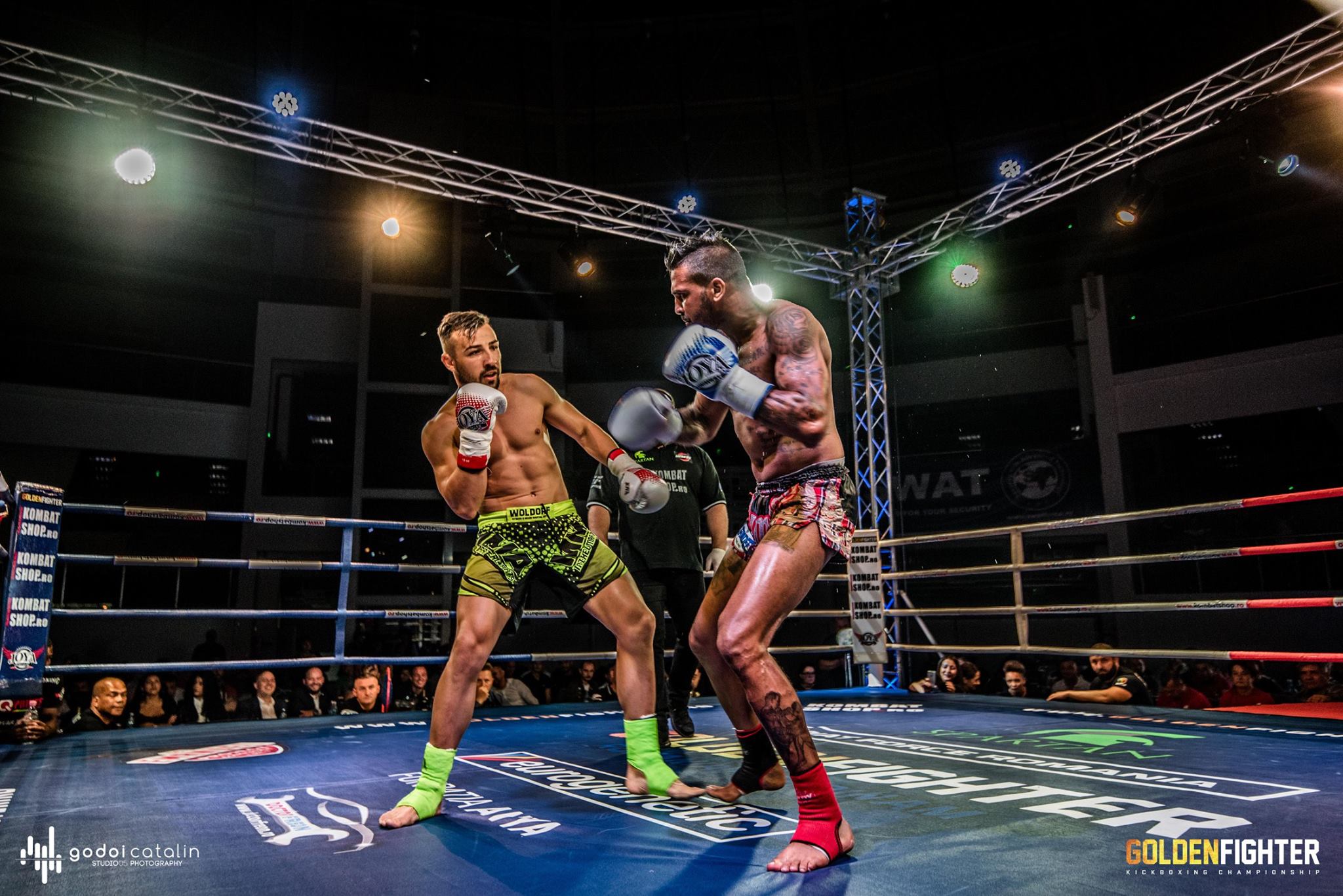 Meciuri spectaculoase la Golden Fighter Craiova. Centura intercontinentală WKU a fost câștigată de Adrian Mitu FOTO&VIDEO