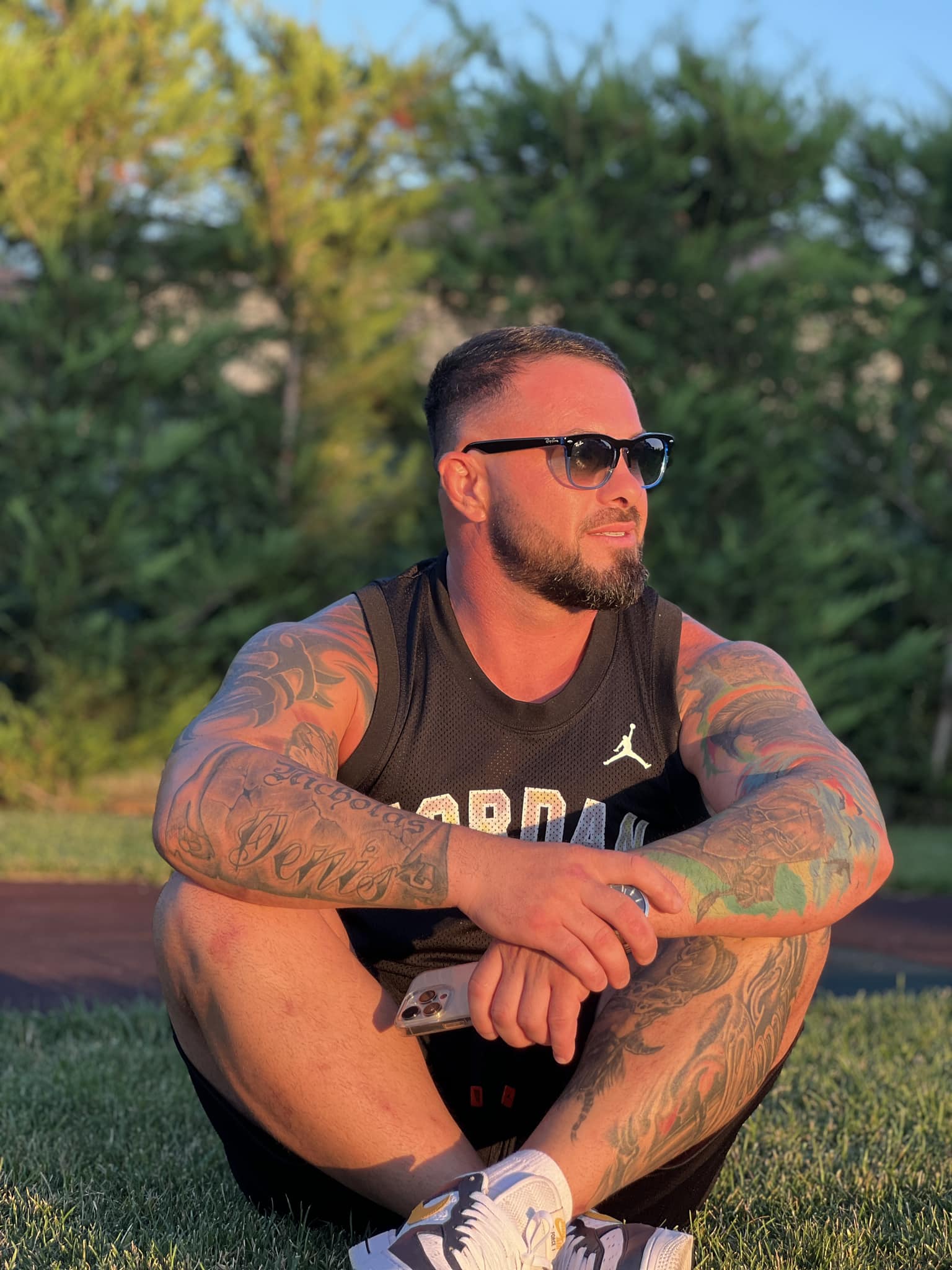Un fost concurent de la Survivor România, dat în urmărire de poliție. A fost condamnat la peste cinci ani de închisoare