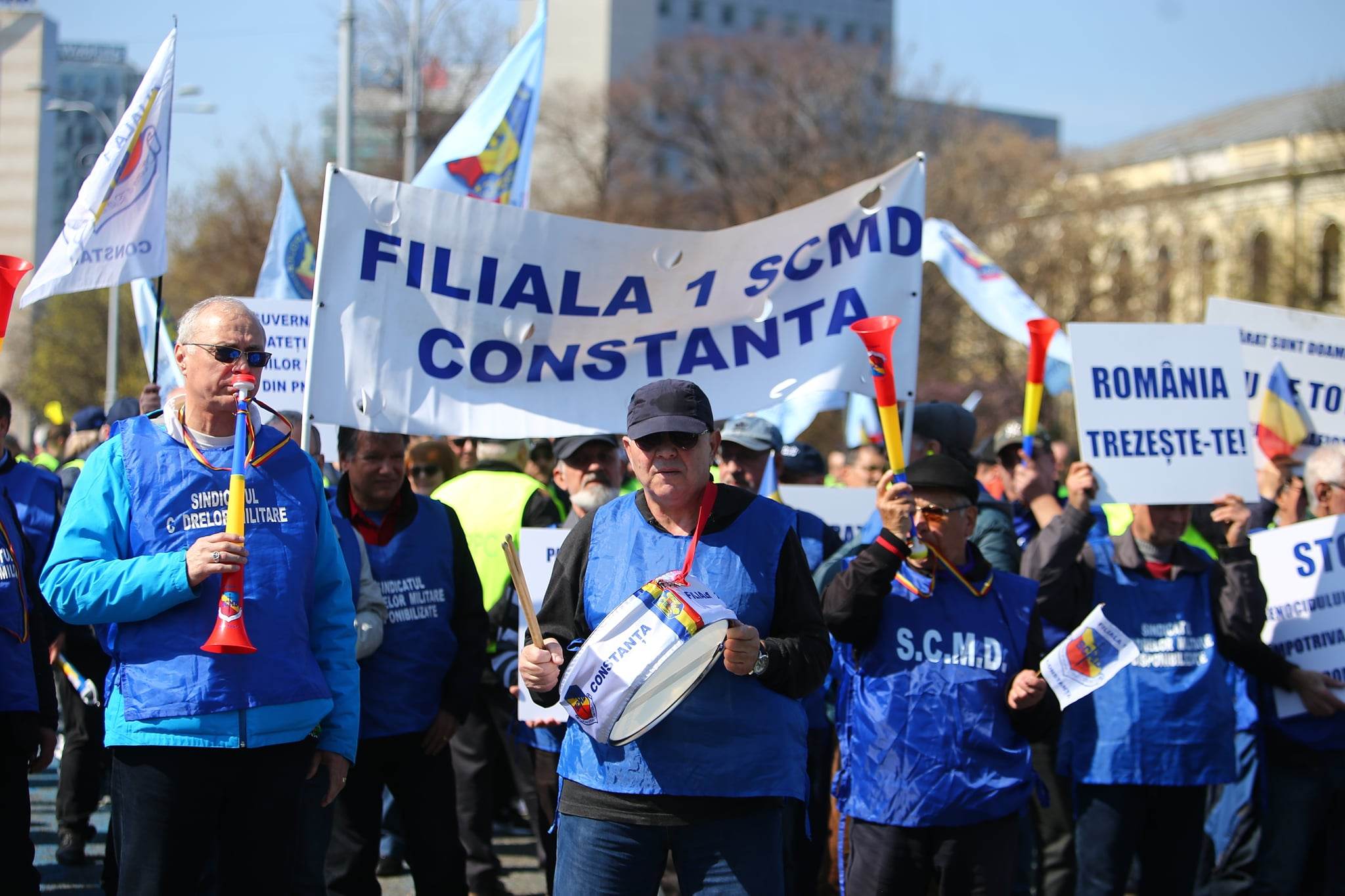 Protest al polițiștilor în fața Guvernului. Au cerut excluderea rezerviștilor din PNRR şi din pensiile speciale