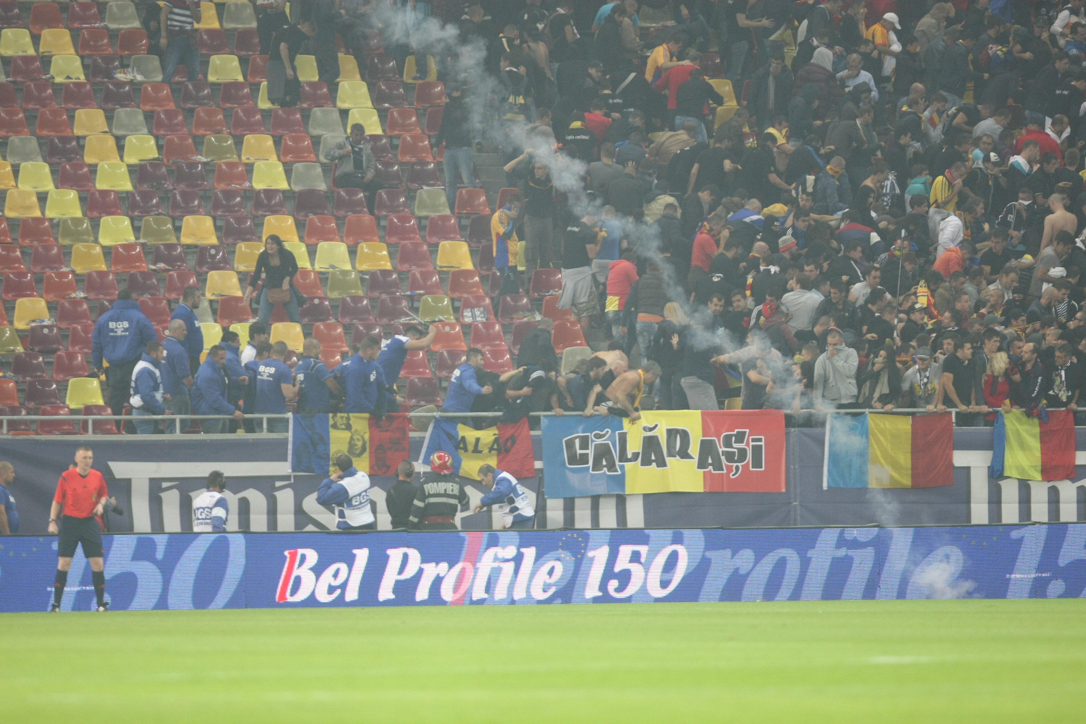 LIVE BLOG / FOTO&VIDEO. MECIUL ANULUI, ROMÂNIA - UNGARIA 1-1