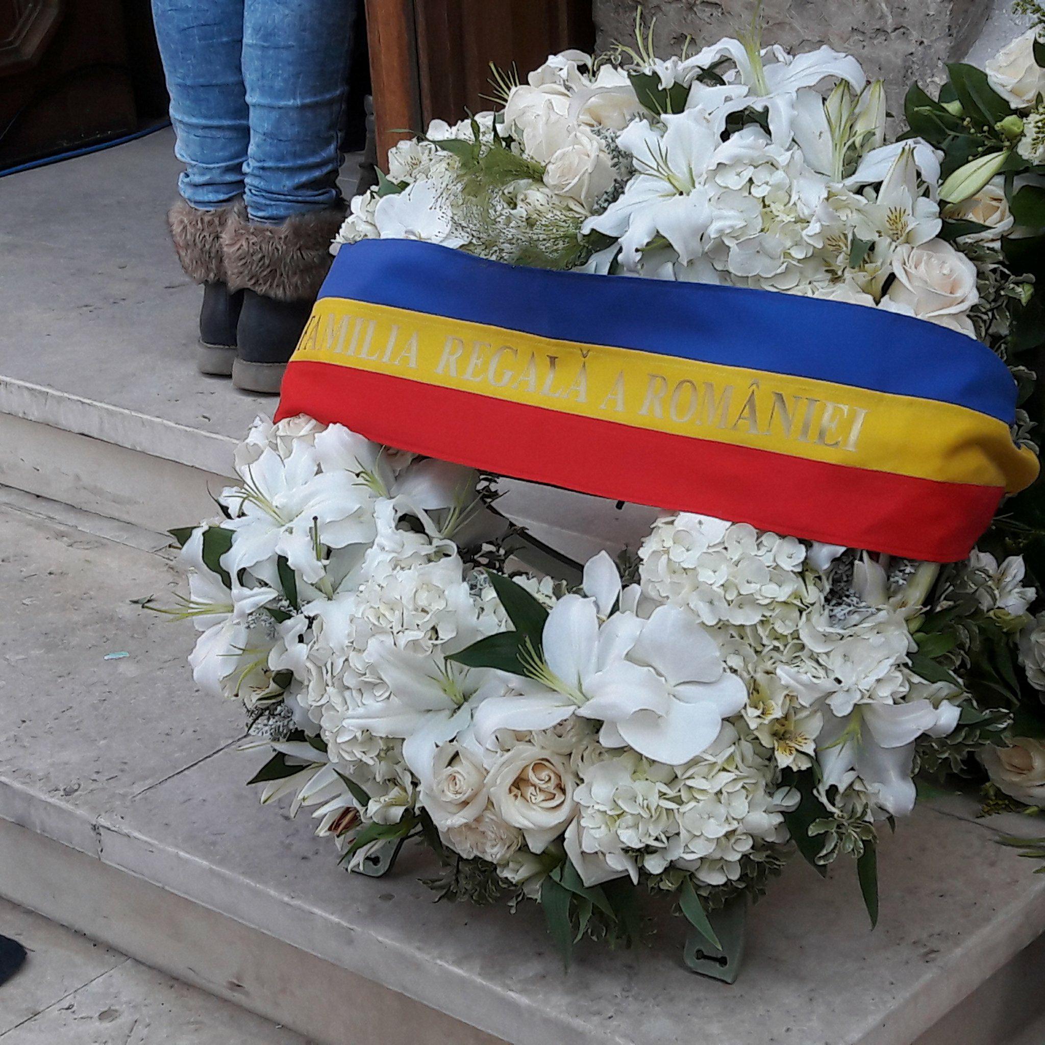 Neagu Djuvara, condus pe ultimul drum. Reputatul istoric a fost înmormântat cu onoruri militare / FOTO