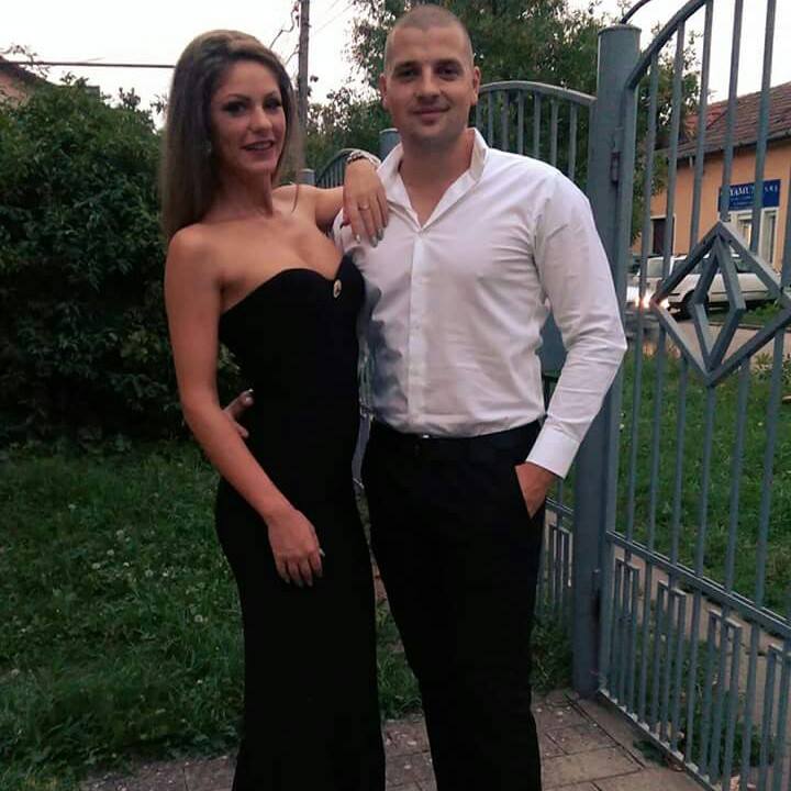 Cele mai frumoase fotografii cu Bogdan și Hannelore de la Insula Iubirii. Orice s-ar zice, e clară iubirea dintre ei | FOTO