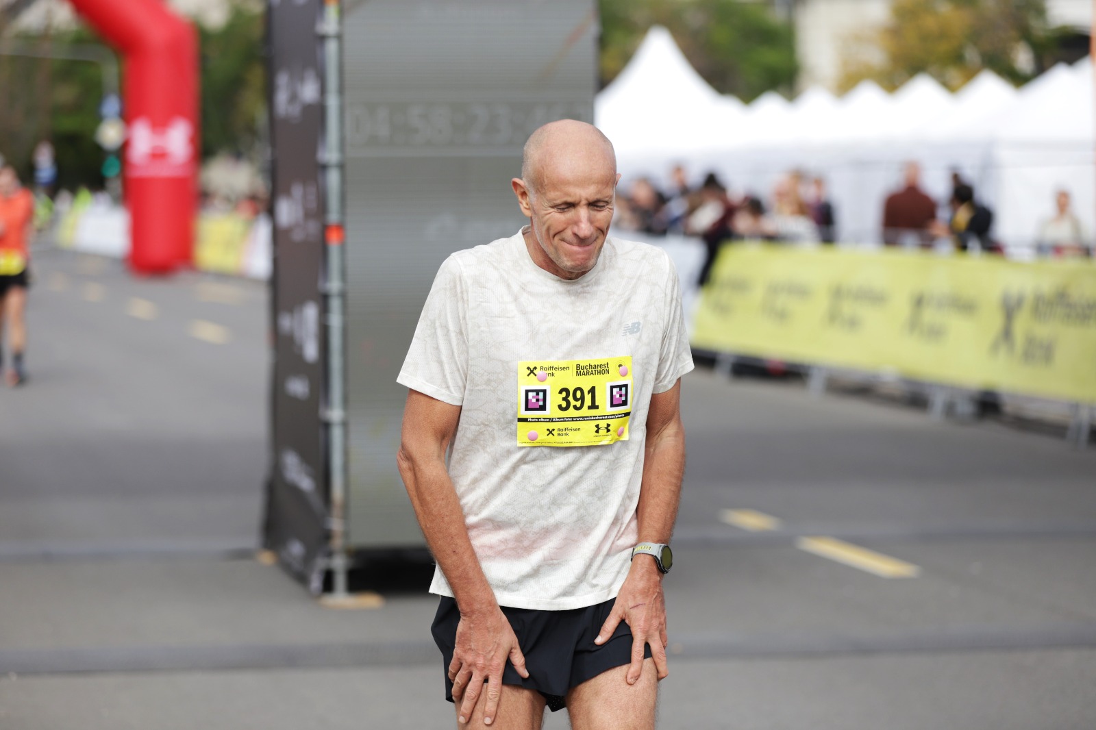 Maratonul București 2025 a adus împreună 12.000 de alergători din peste 50 de țări. Un tânăr atlet a doborât recordul național