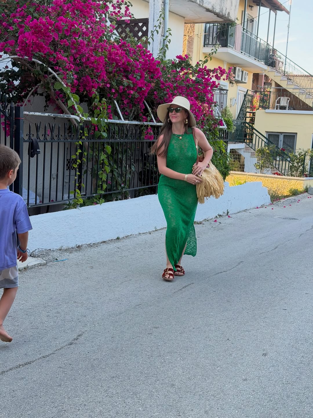 Vedetele din România care au ales Grecia pentru vacanța de vară. Imagini din destinațiile preferate