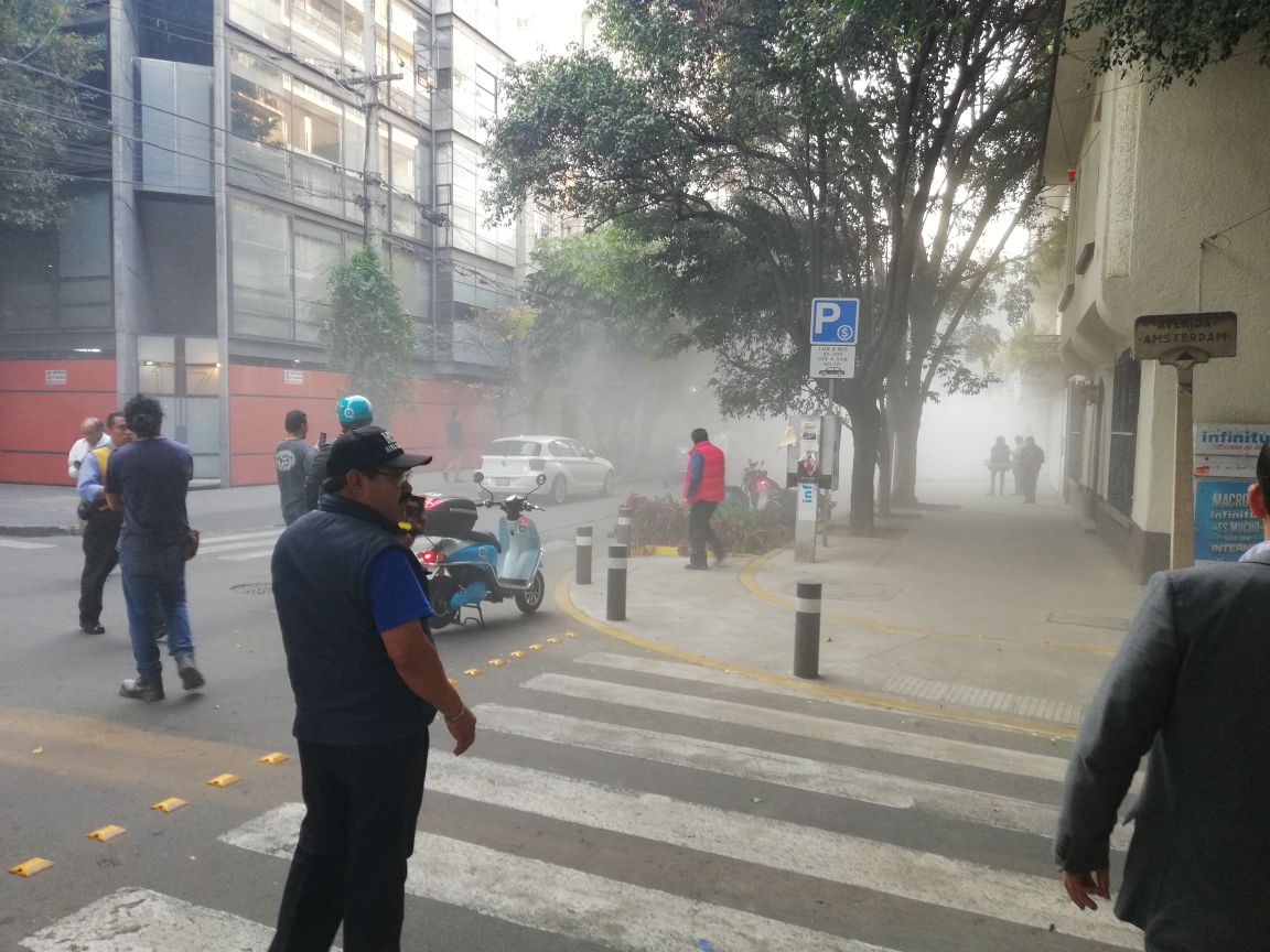FOTO & VIDEO. Cutremur puternic, vineri noptea, în Mexic. Seismul de 7,2 grade s-a simțit și în capitala țării