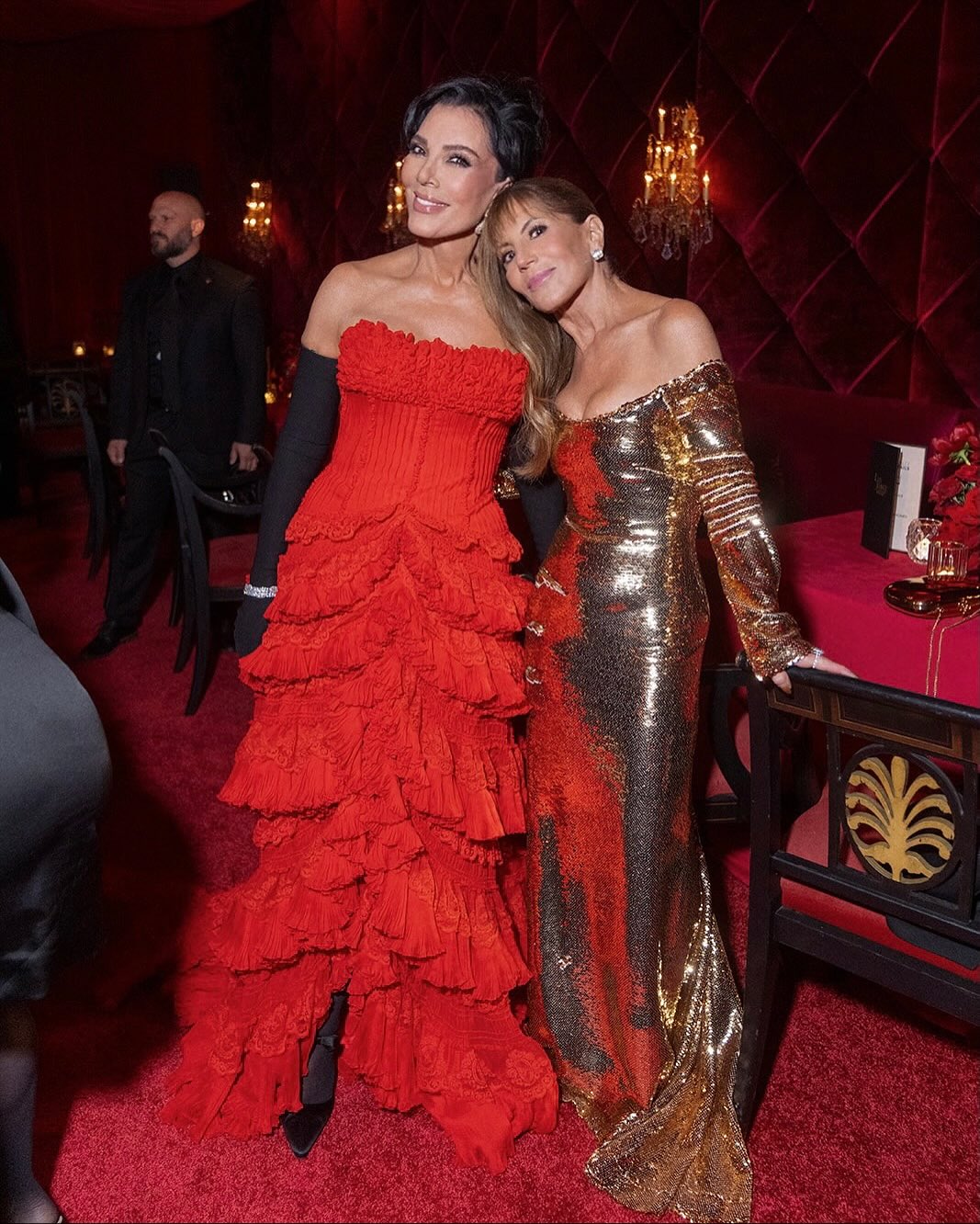 Poliția a fost chemată la petrecerea de 70 de ani a lui Kris Jenner. Imagini cu vedetele, printre care și o româncă, la conacul lui Jeff Bezos