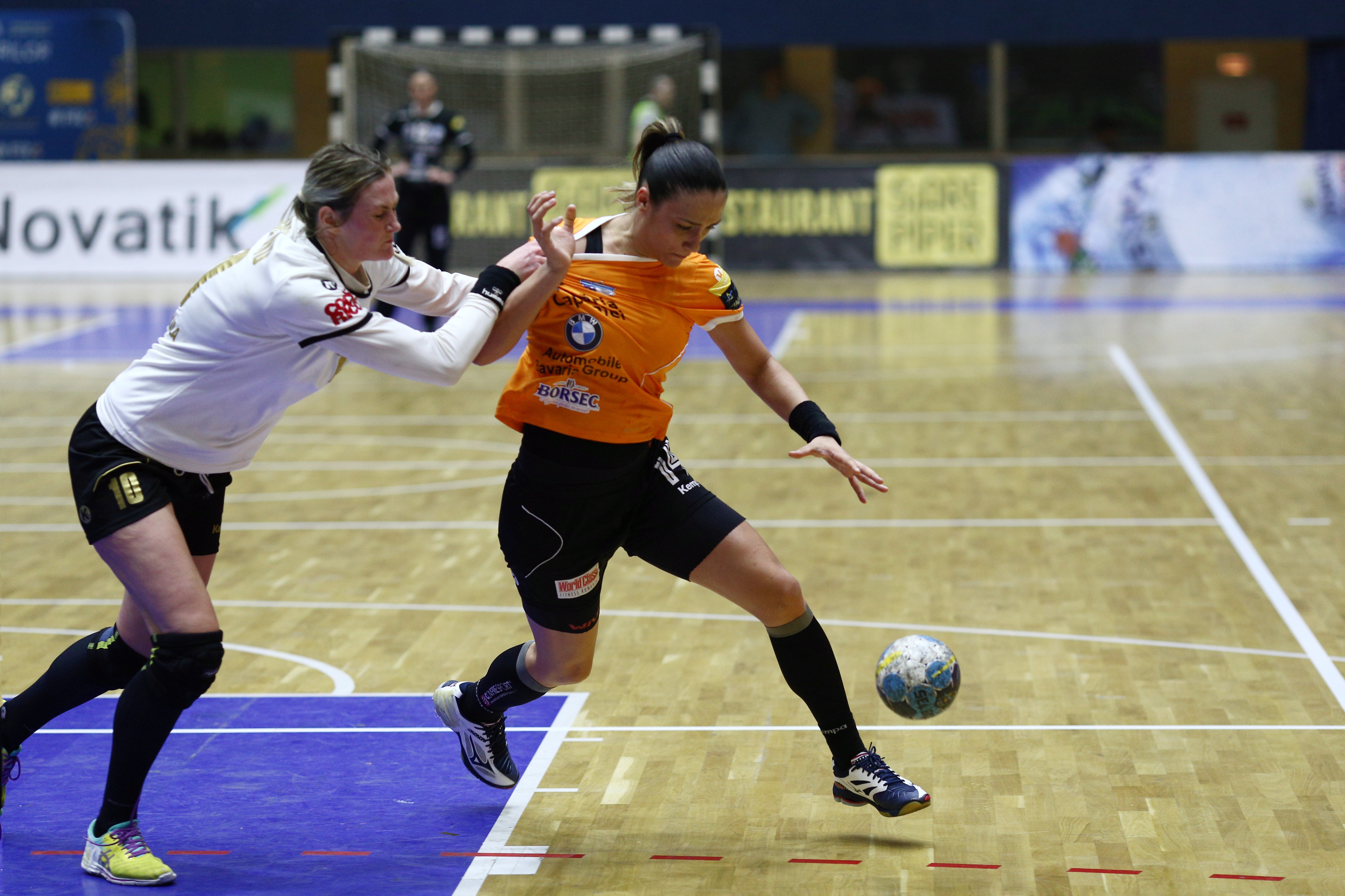 Petrecerea de titlu a handbalistelor CSM București. Au primit medaliile de campioane ale Ligii Naționale de handbal feminin