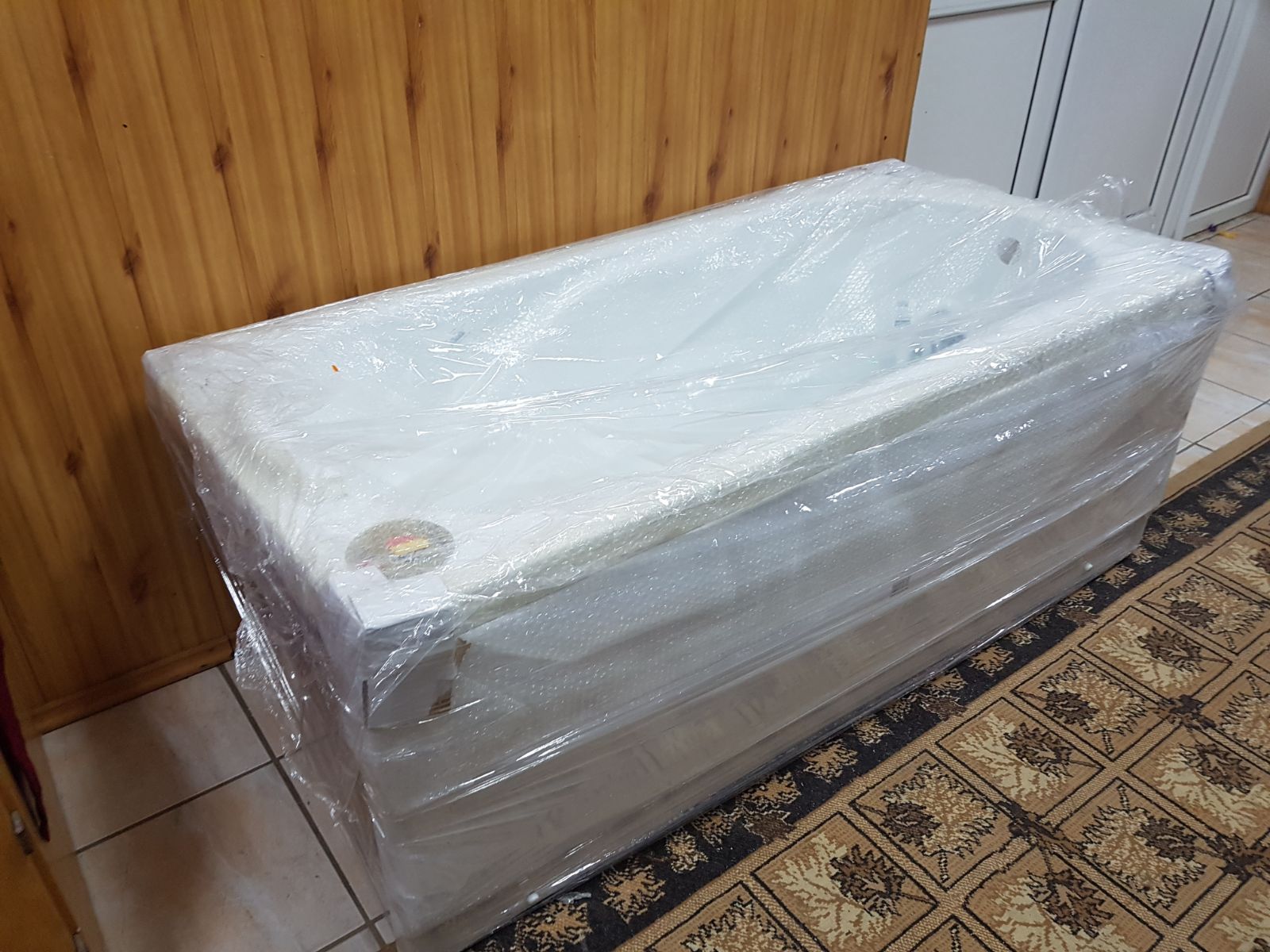 REPORTAJ: Ce au primit 15 copii cu handicap sever de la Moș Crăciun trimis de angajații Penitenciarului Vaslui| FOTO/VIDEO