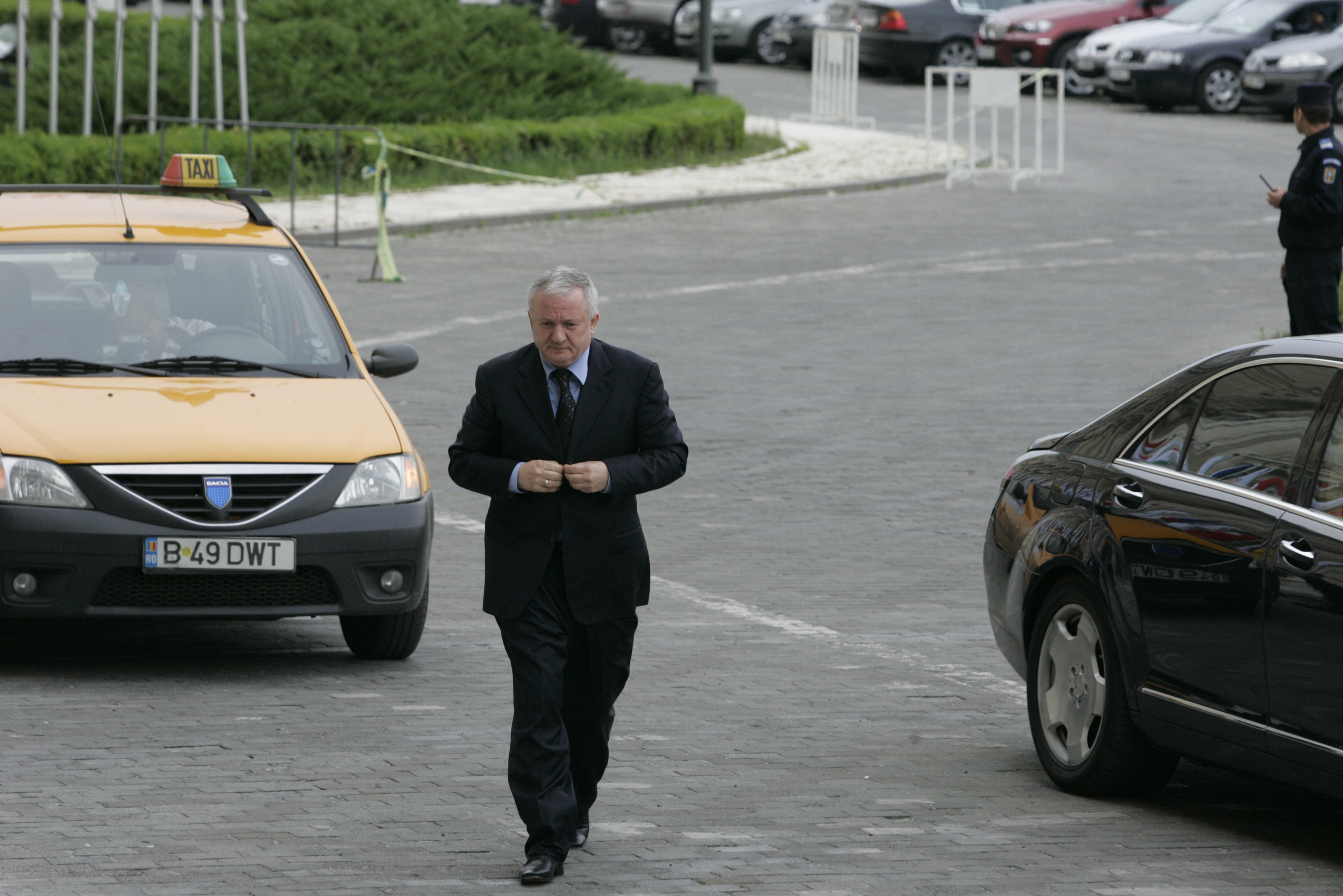 Federația cu două moașe! FRF anunță că împlinește, azi, 86 de ani, după ce forul fotbalistic românesc a sărbătorit Centenarul în 2009, sub conducerea lui Mircea Sandu