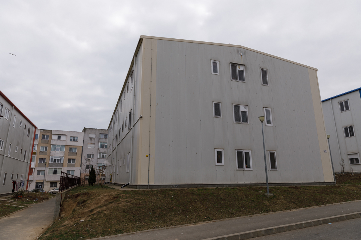 REPORTAJ. O cronică a cutremurului care nu a avut loc, dar a scos mai mulți oameni în stradă în Constanța. De ce au ieșit totuși?