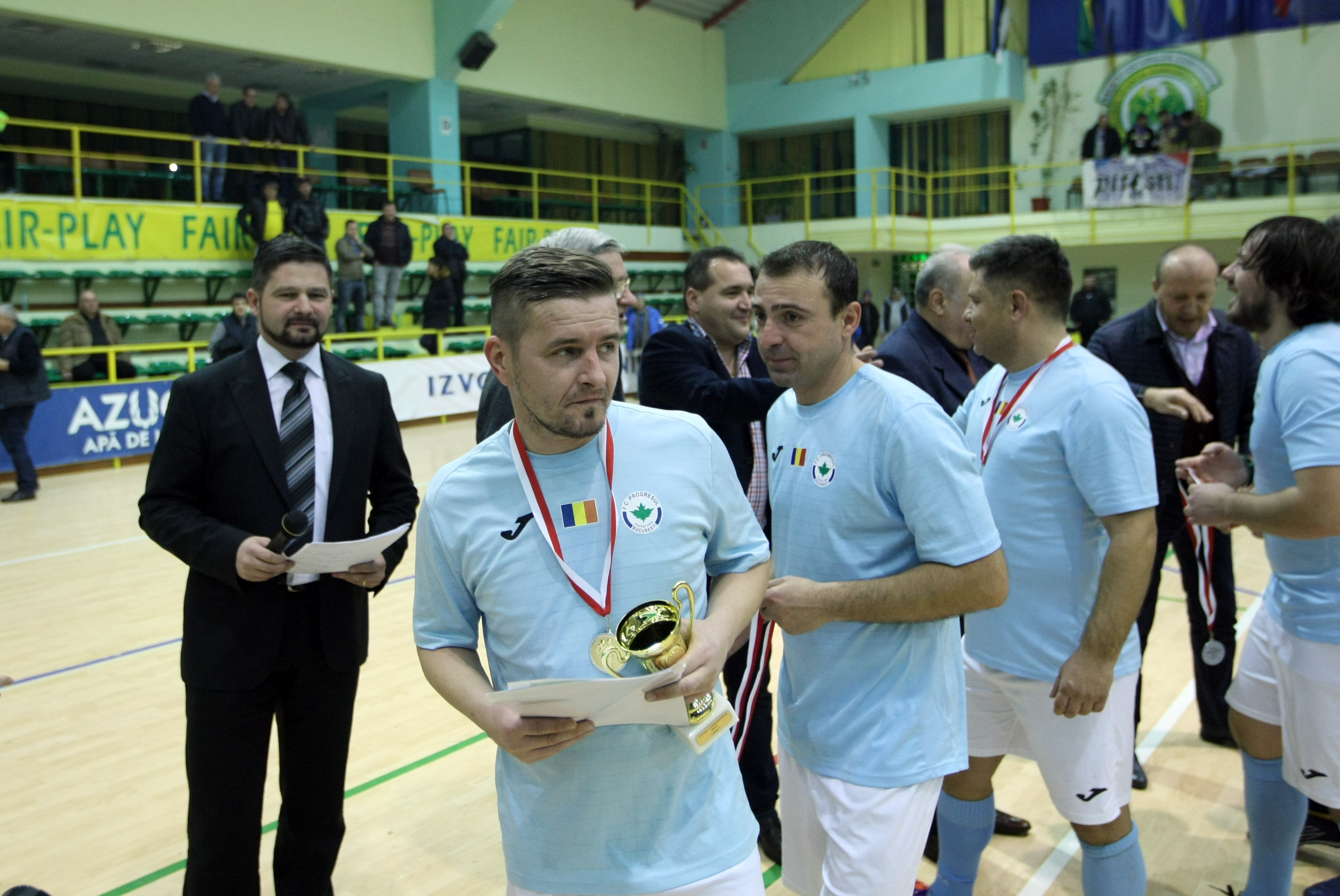 Echipa de old-boys Progresul București a câștigat ”Cupa Campionilor”, după o finală cu Steaua / GALERIE FOTO