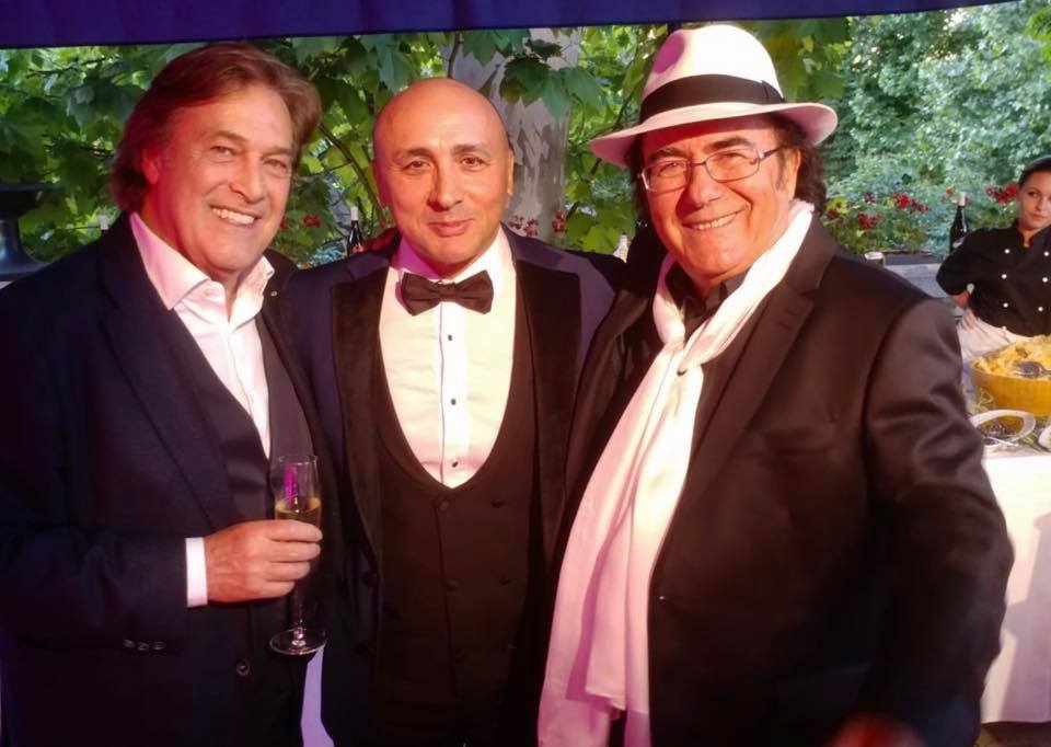 Irina, ex-Asia, și-a botezat fetița. Artiști de renume au întreținut atmosfera la petrecere | FOTO