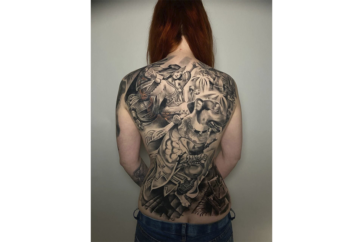Daria, un model plin de tatuaje, a fost arestată de autoritățile din Polonia pentru spionaj pentru KGB-ul din Belarus: „S-a lăudat cu ce face la o beție”