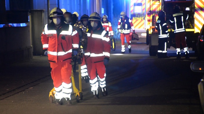 Un mort și nouă răniți, între care un bebeluș și un copil mic, într-un bloc plini cu români care lucrează la un abator, în Germania