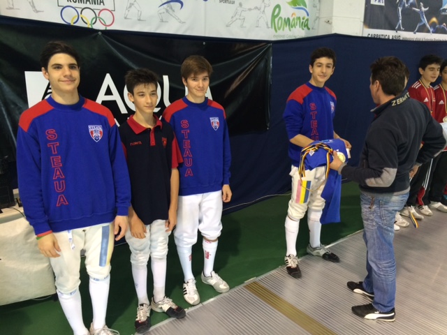 FOTO / Steaua a câștigat CN de floretă speranțe, proba masculină pe echipe