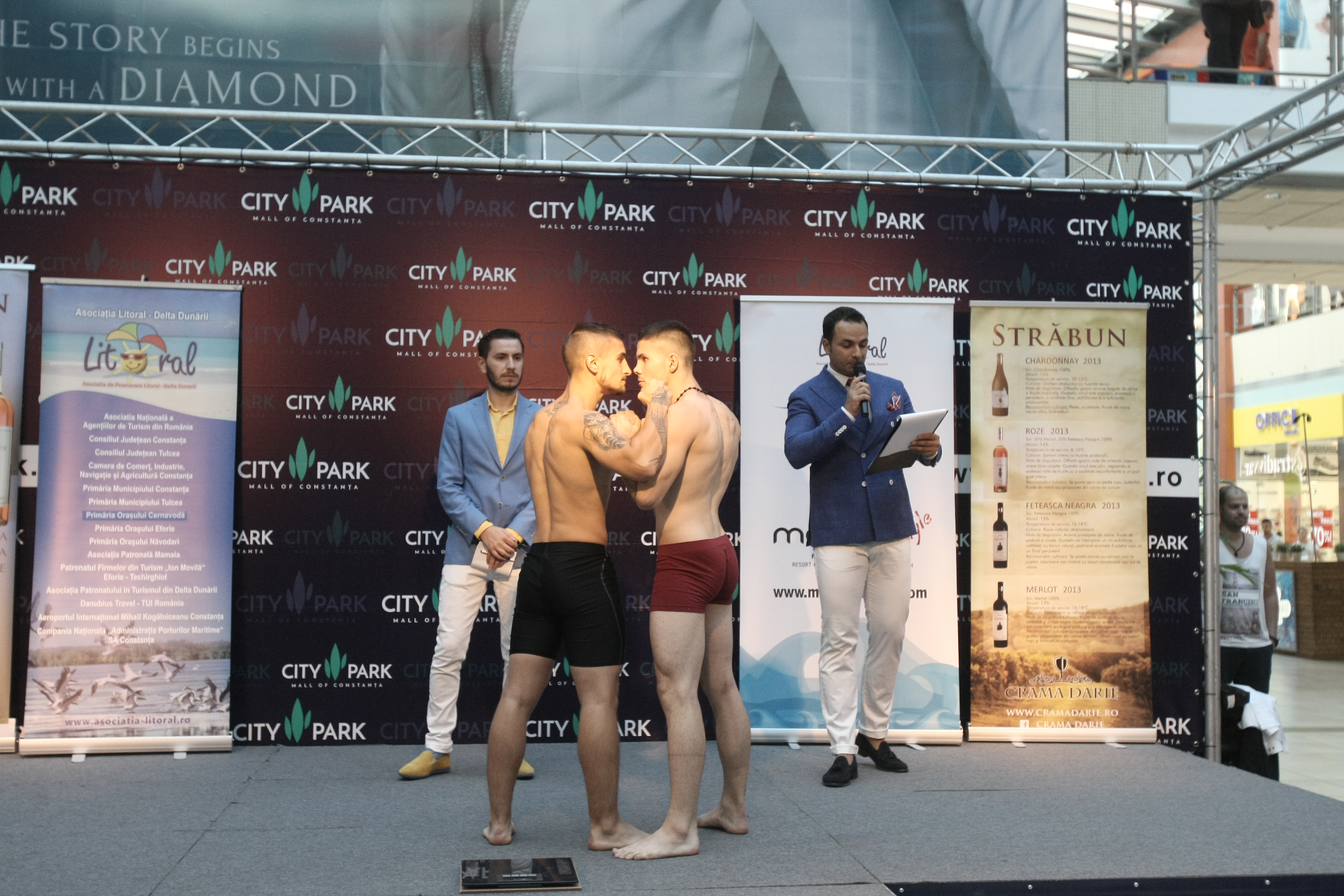 Superkombat. Seară cu pumni și cu picioare, dar nu de domnișoare! Bacary Sagna a venit la show | REZULTATELE GALEI