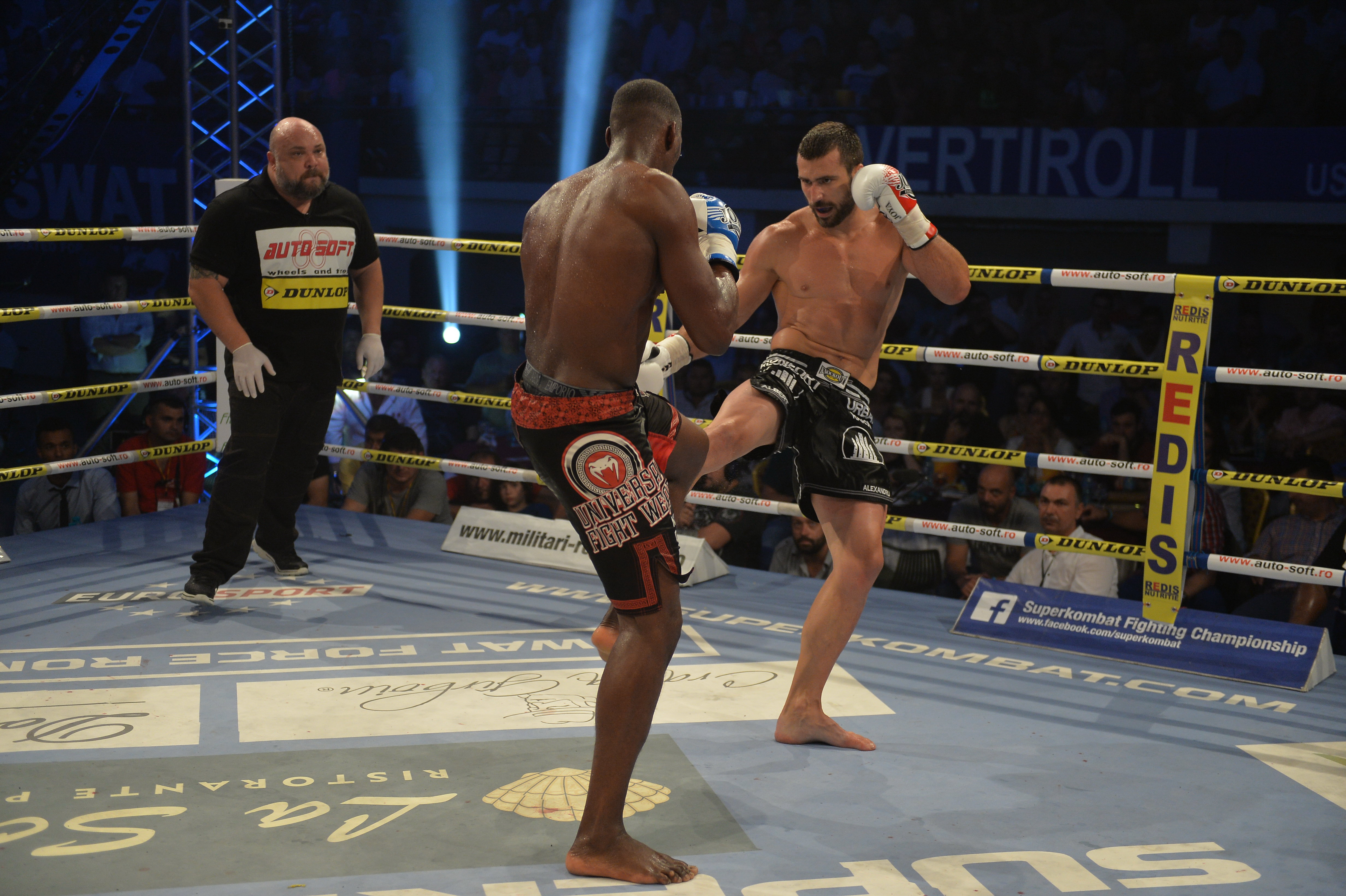 SUPERKOMBAT CONSTANȚA: Cătălin Moroșanu l-a distrus pe gigantul de 2,07 metri / REZULTATE & GALERIE FOTO & VIDEO