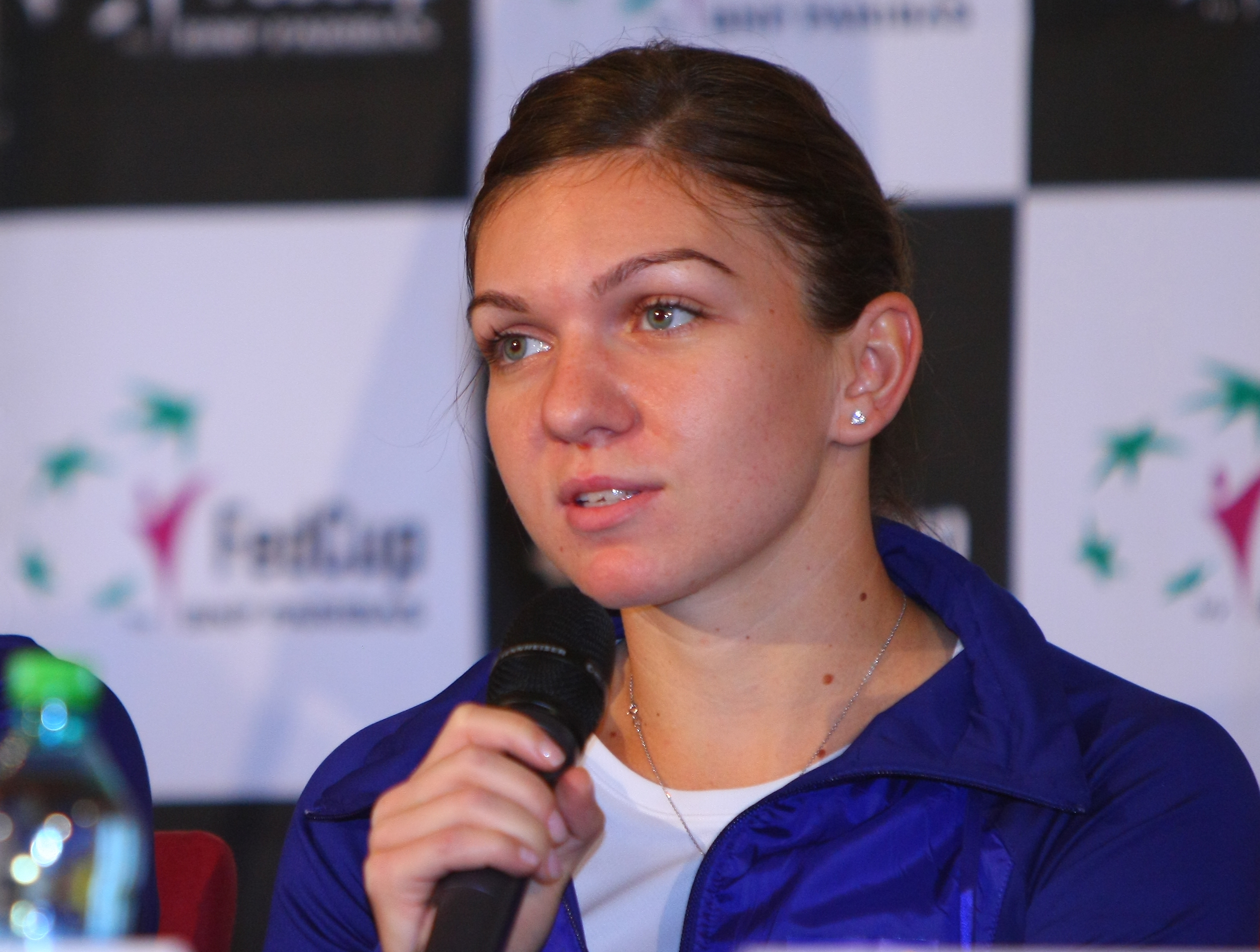Simona Halep resimte presiunea prezenței președintelui României / GALERIE FOTO