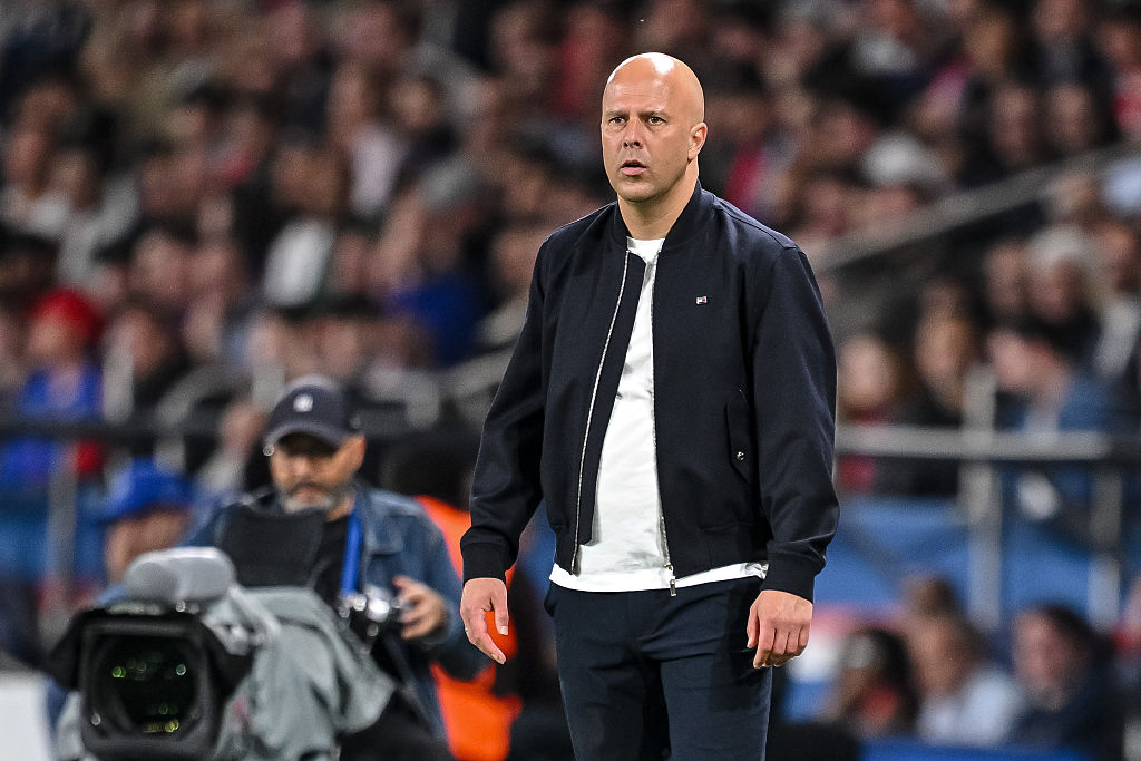 Elvesztett öltöző és kilátástalan játék – Arne Slot ideje hamarosan lejár a Liverpoolnál