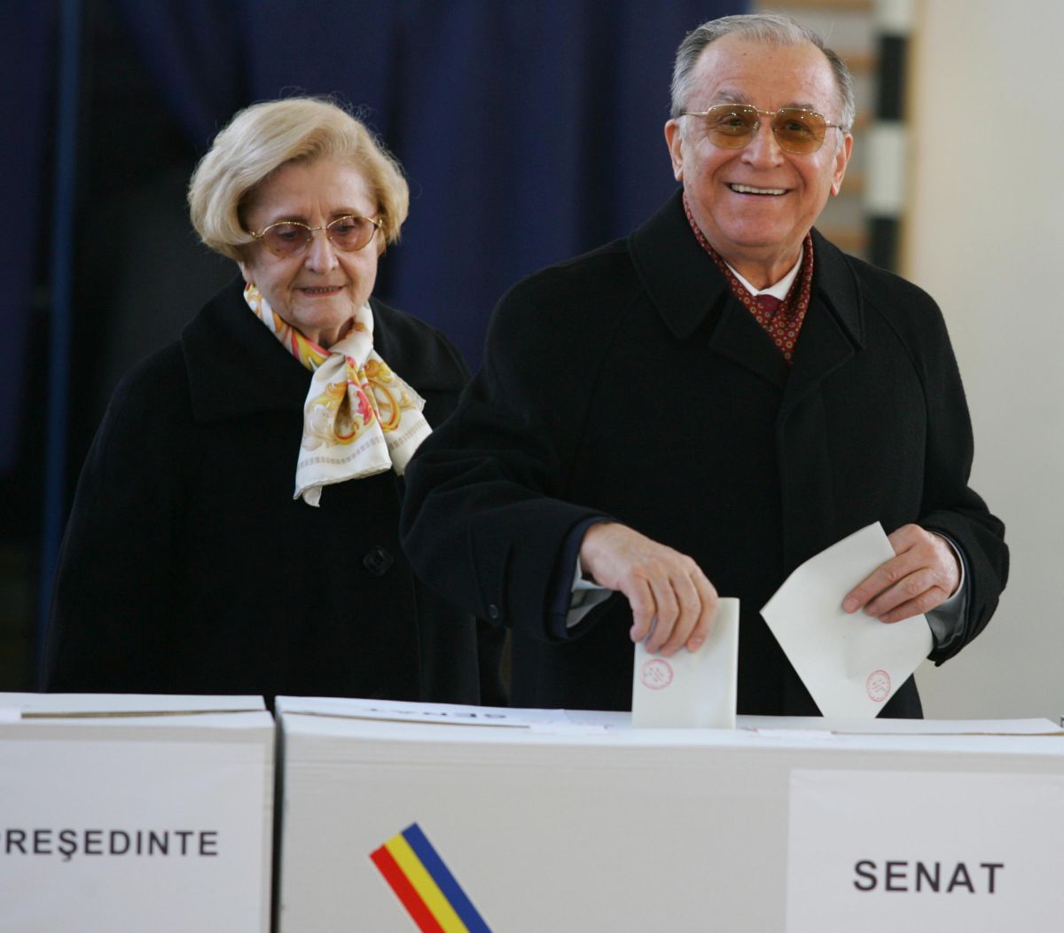 Ce pensie avea Ion Iliescu și câți bani ar putea primi ca urmaș Nina, soția fostului președinte al României
